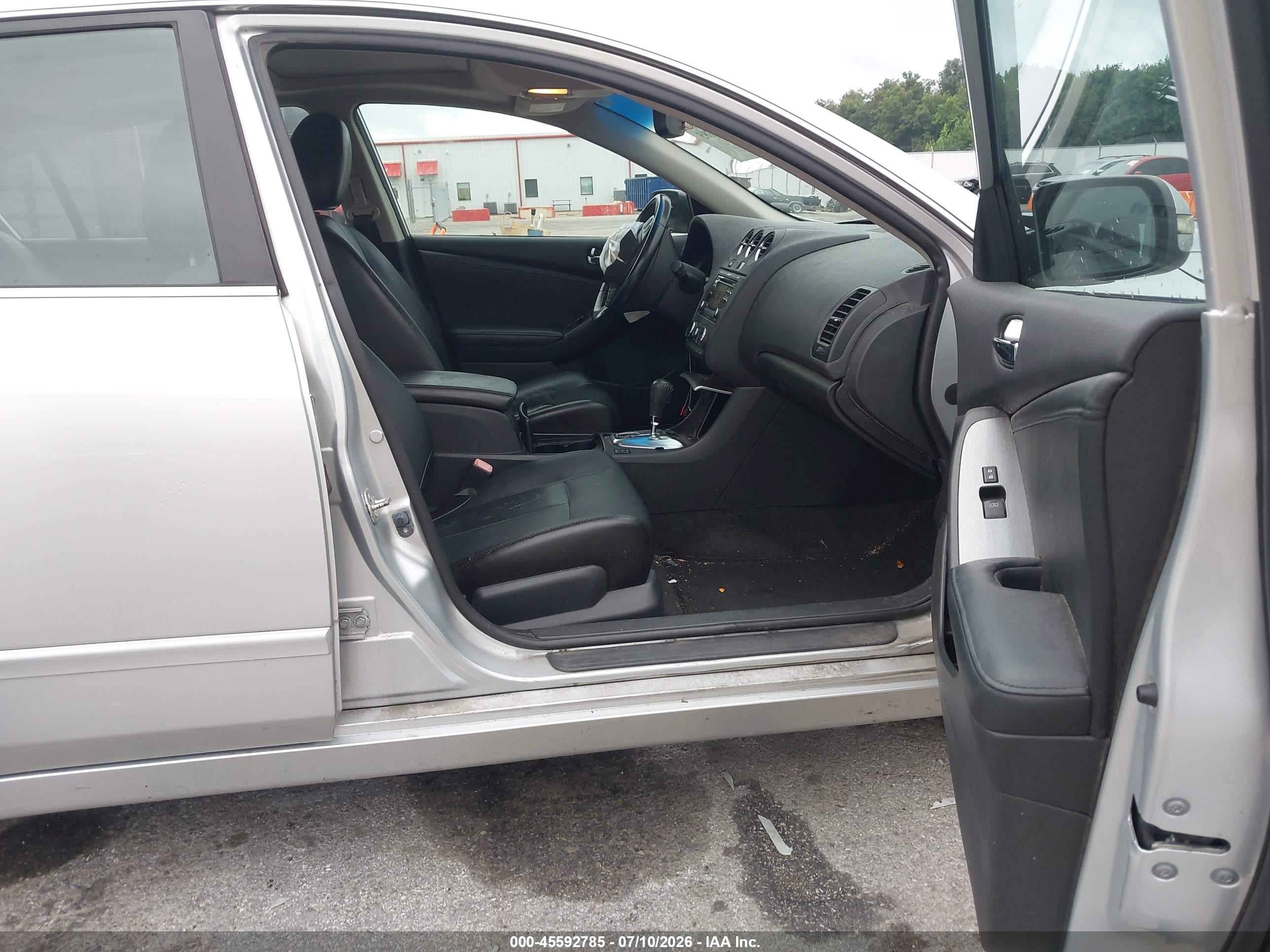 2012 Nissan Altima 2.5 S Silver vin: 1N4AL2AP9CC147767