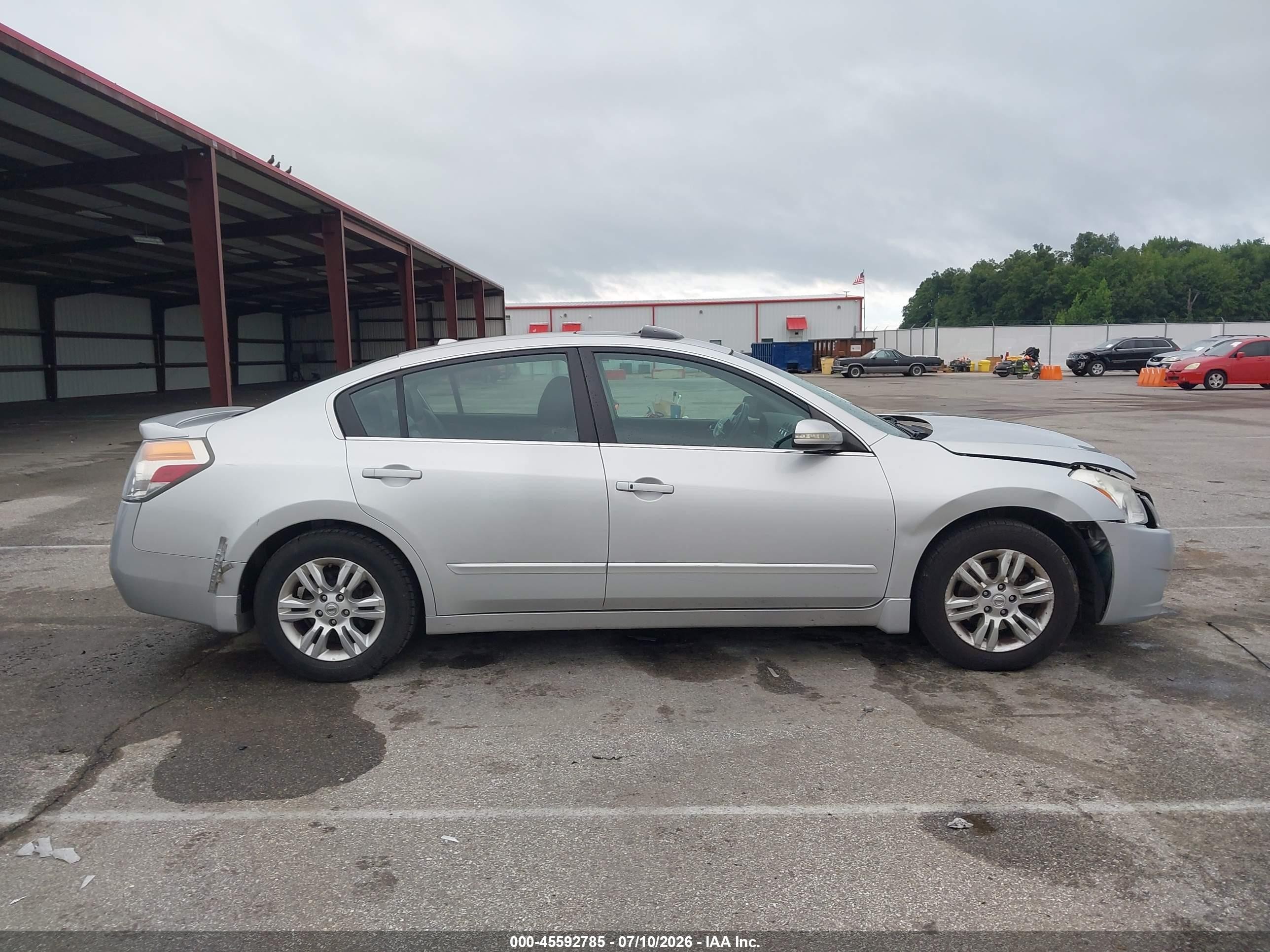 2012 Nissan Altima 2.5 S Silver vin: 1N4AL2AP9CC147767