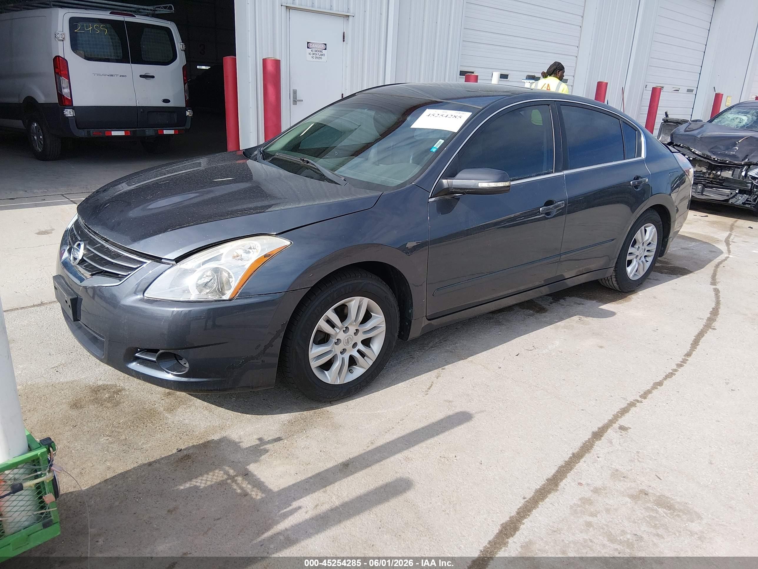 2012 Nissan Altima 2.5 S Silver vin: 1N4AL2AP9CC153987