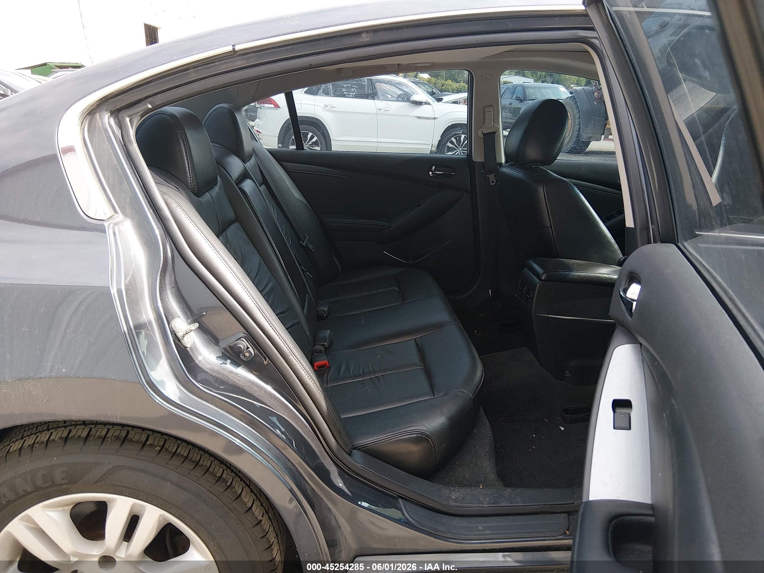 2012 Nissan Altima 2.5 S Silver vin: 1N4AL2AP9CC153987