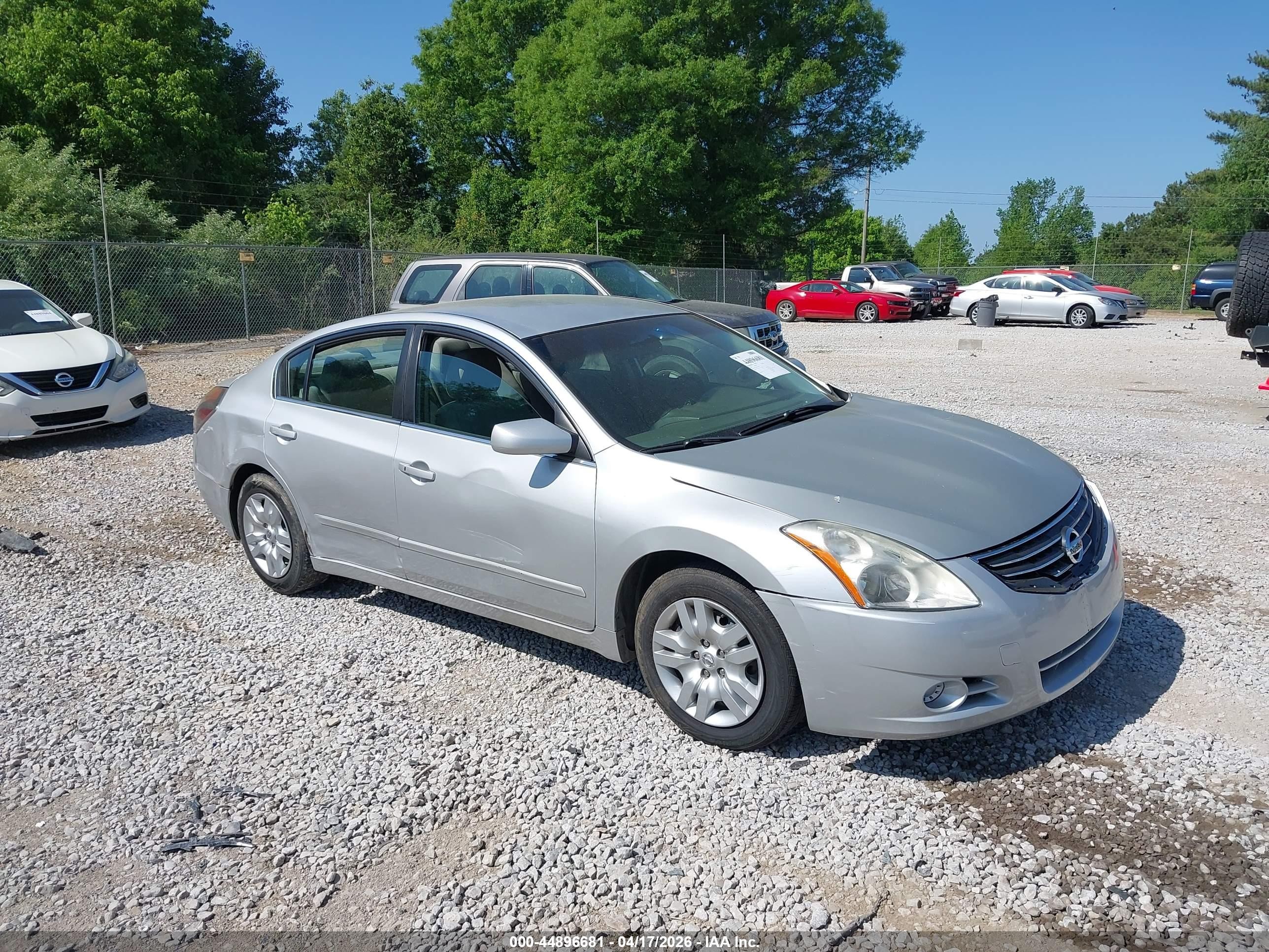 2012 Nissan Altima 2.5 S Silver vin: 1N4AL2AP9CC220880