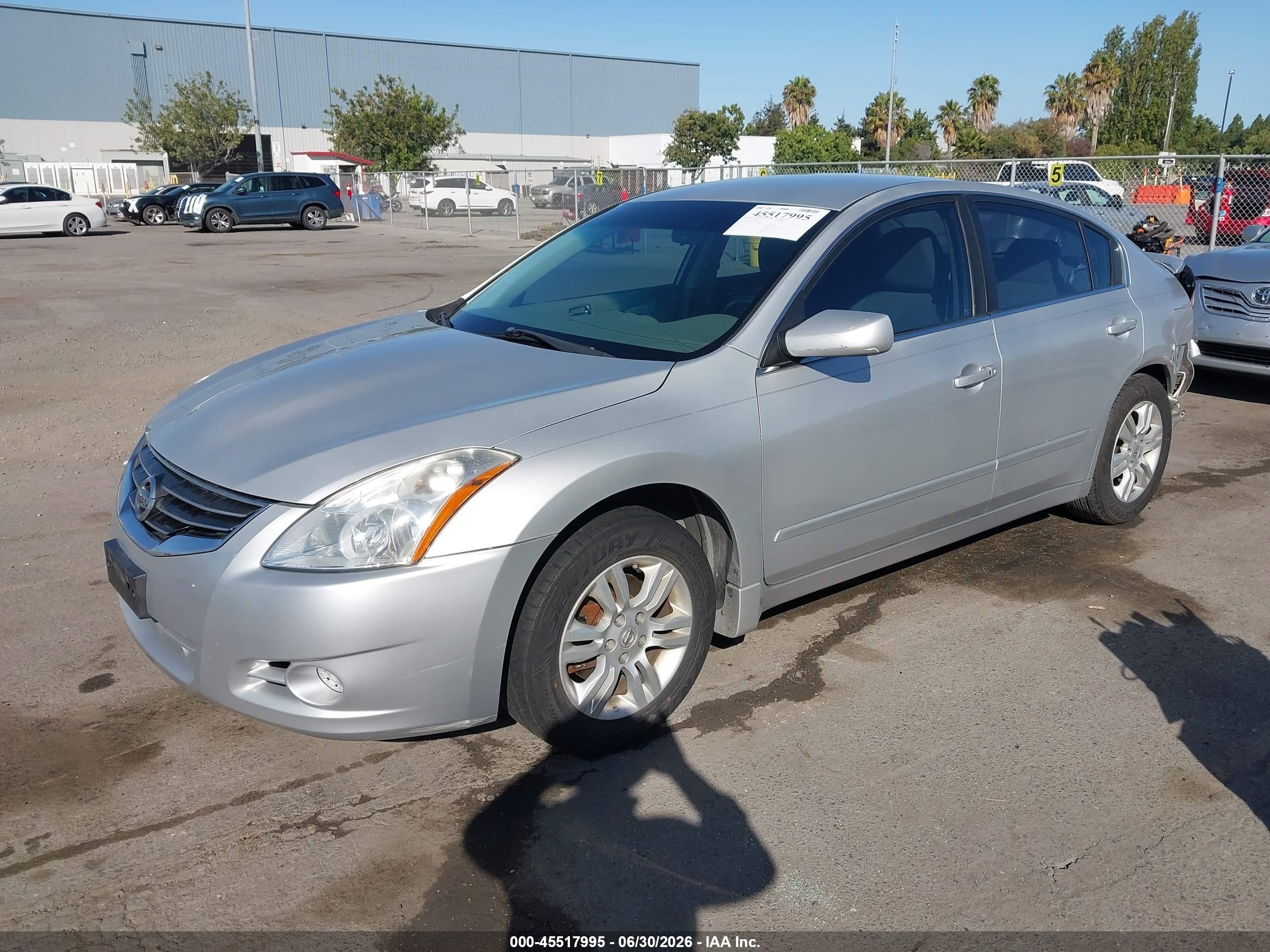 2012 Nissan Altima 2.5 S Silver vin: 1N4AL2AP9CN412417