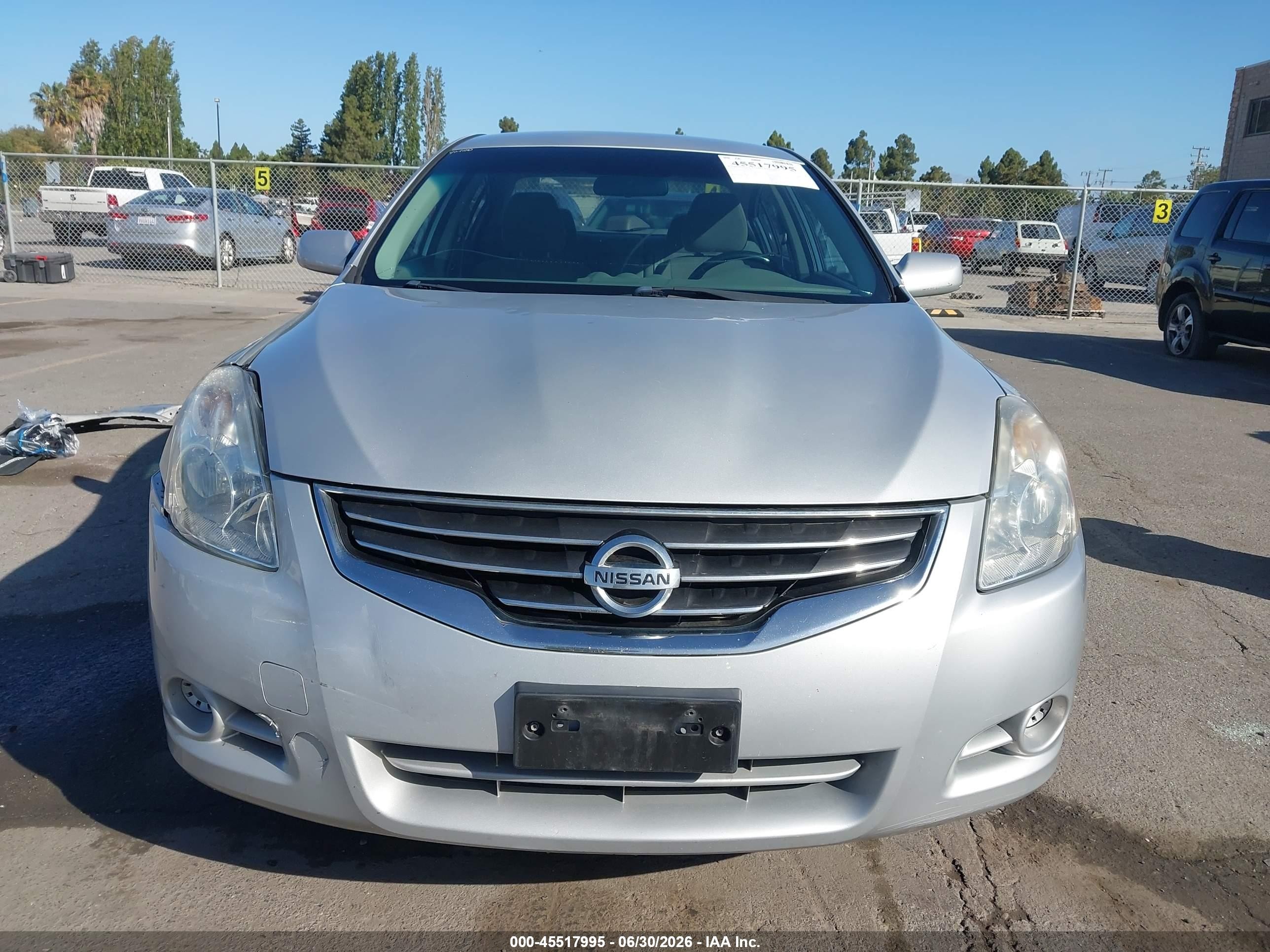 2012 Nissan Altima 2.5 S Silver vin: 1N4AL2AP9CN412417