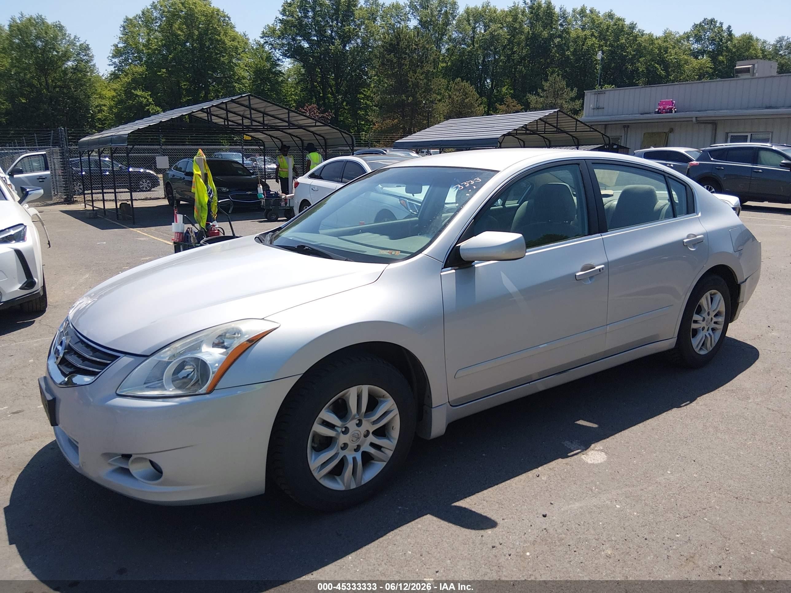 2012 Nissan Altima 2.5 S Silver vin: 1N4AL2AP9CN433994