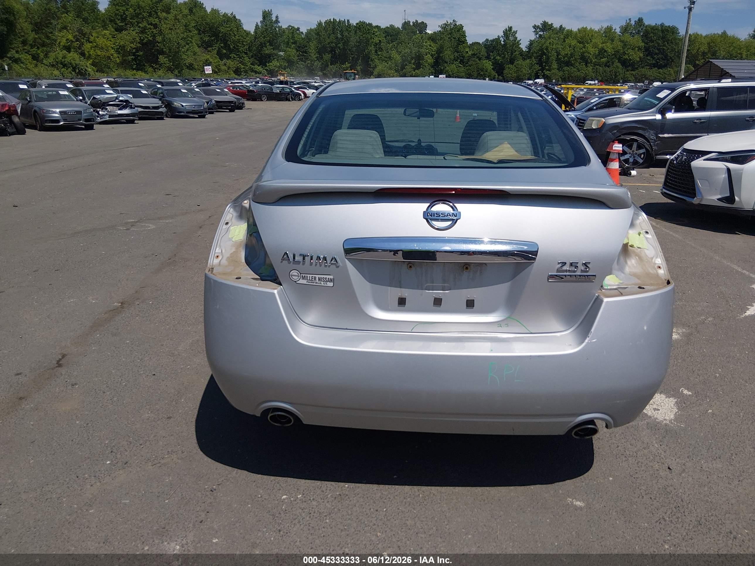 2012 Nissan Altima 2.5 S Silver vin: 1N4AL2AP9CN433994