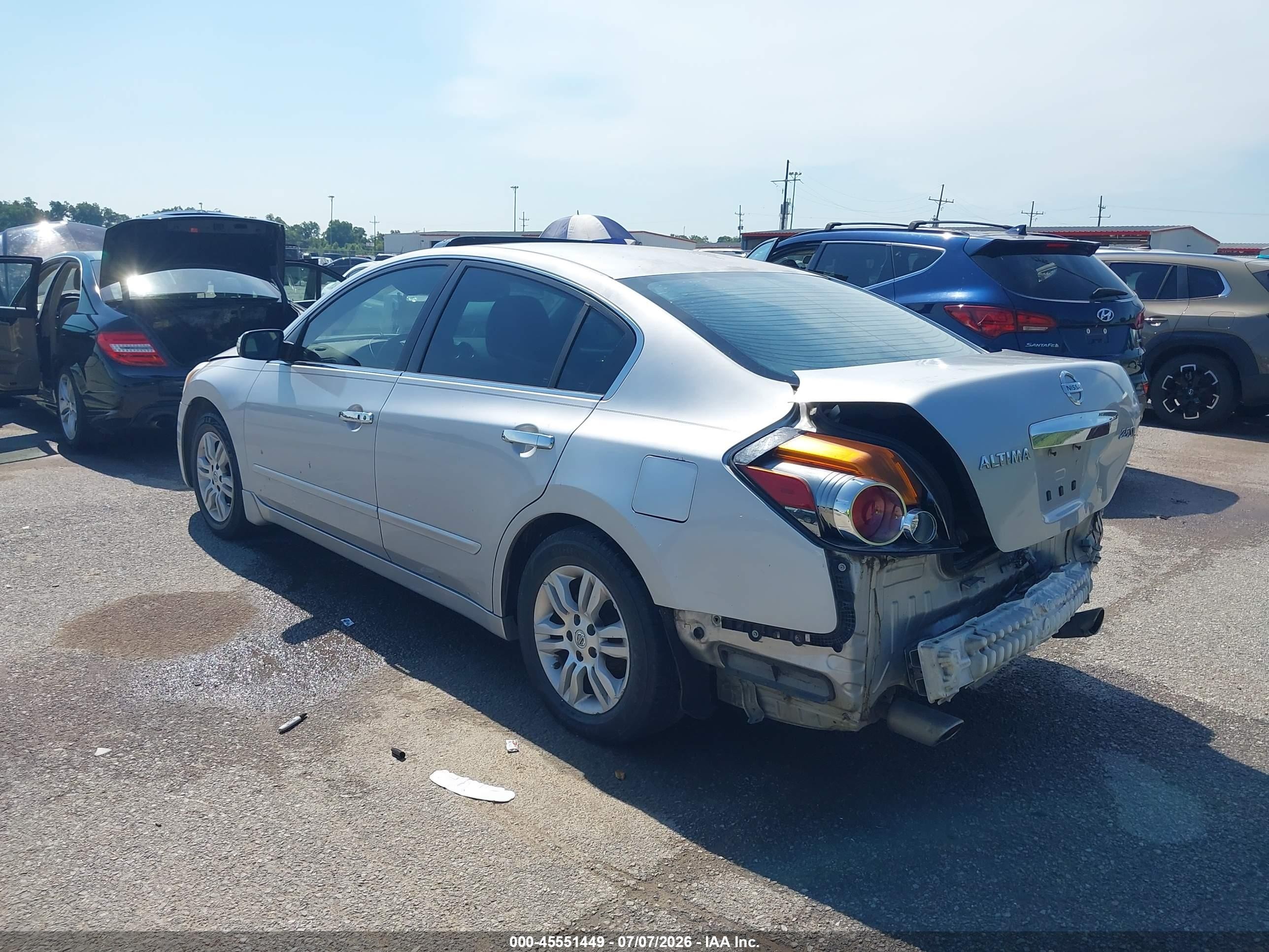2012 Nissan Altima 2.5 S Silver vin: 1N4AL2AP9CN447068