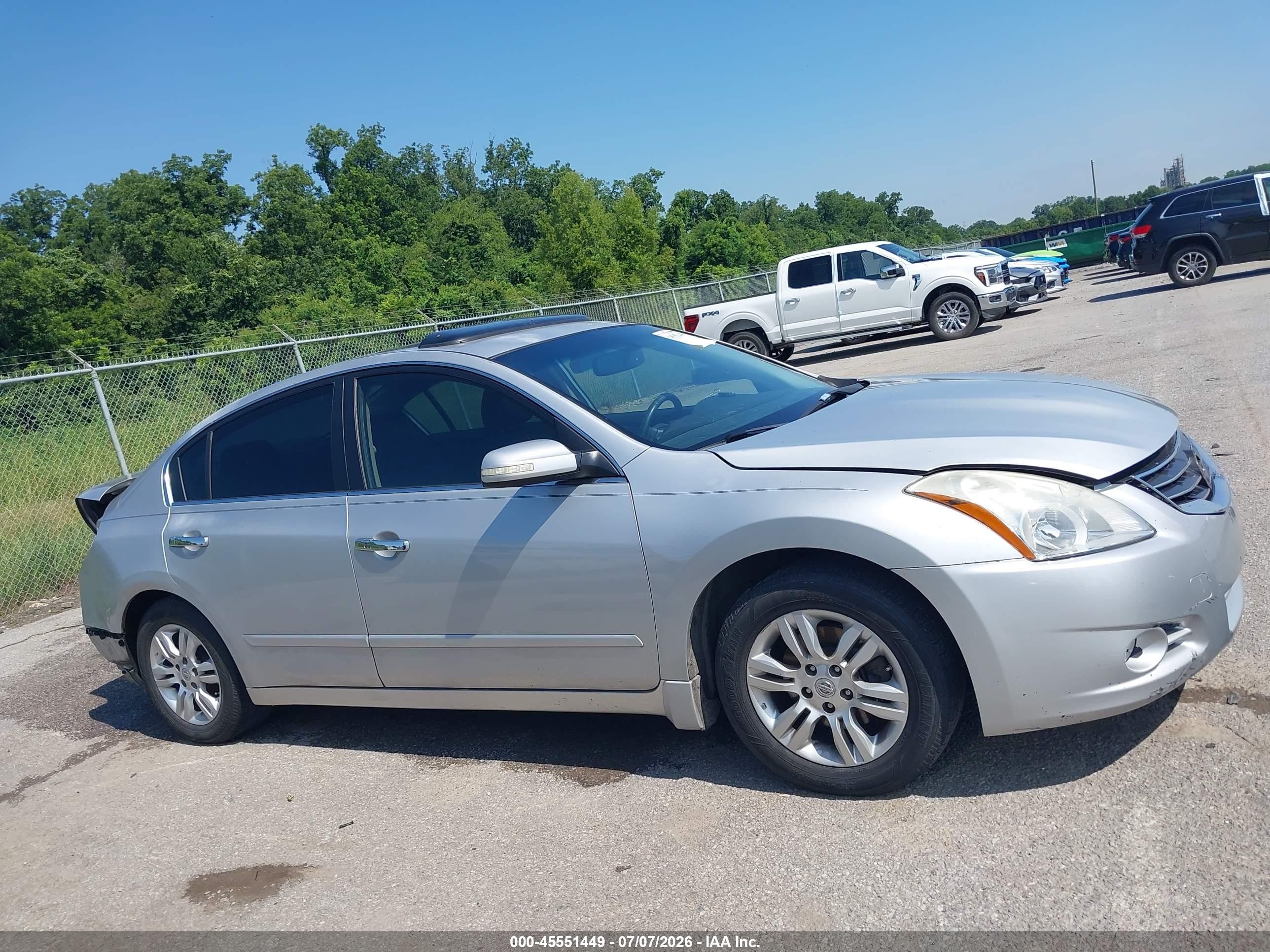 2012 Nissan Altima 2.5 S Silver vin: 1N4AL2AP9CN447068