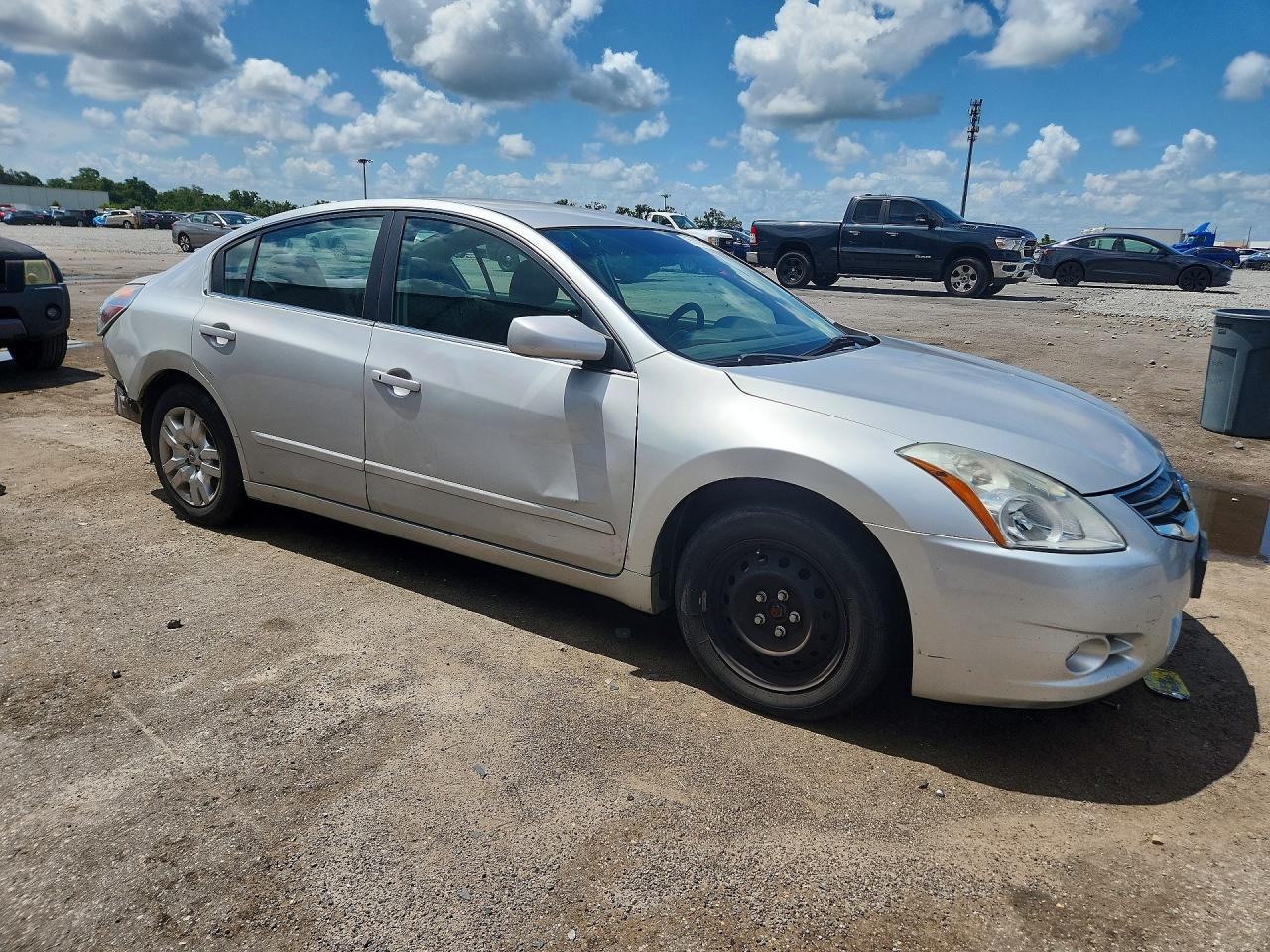 2012 Nissan Altima 2.5 Silver vin: 1N4AL2AP9CN517894