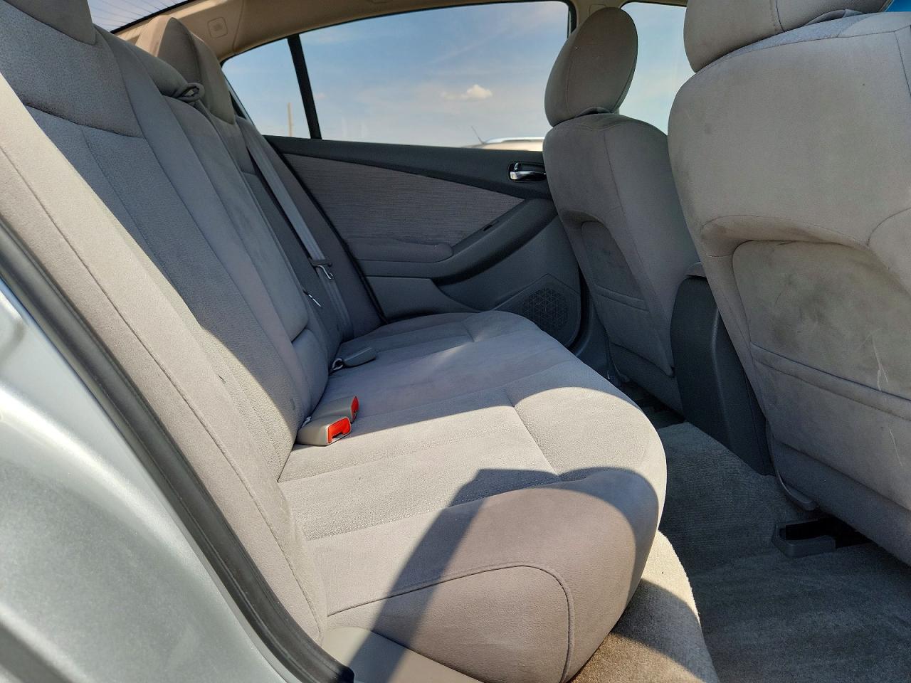 2012 Nissan Altima 2.5 Silver vin: 1N4AL2AP9CN556047