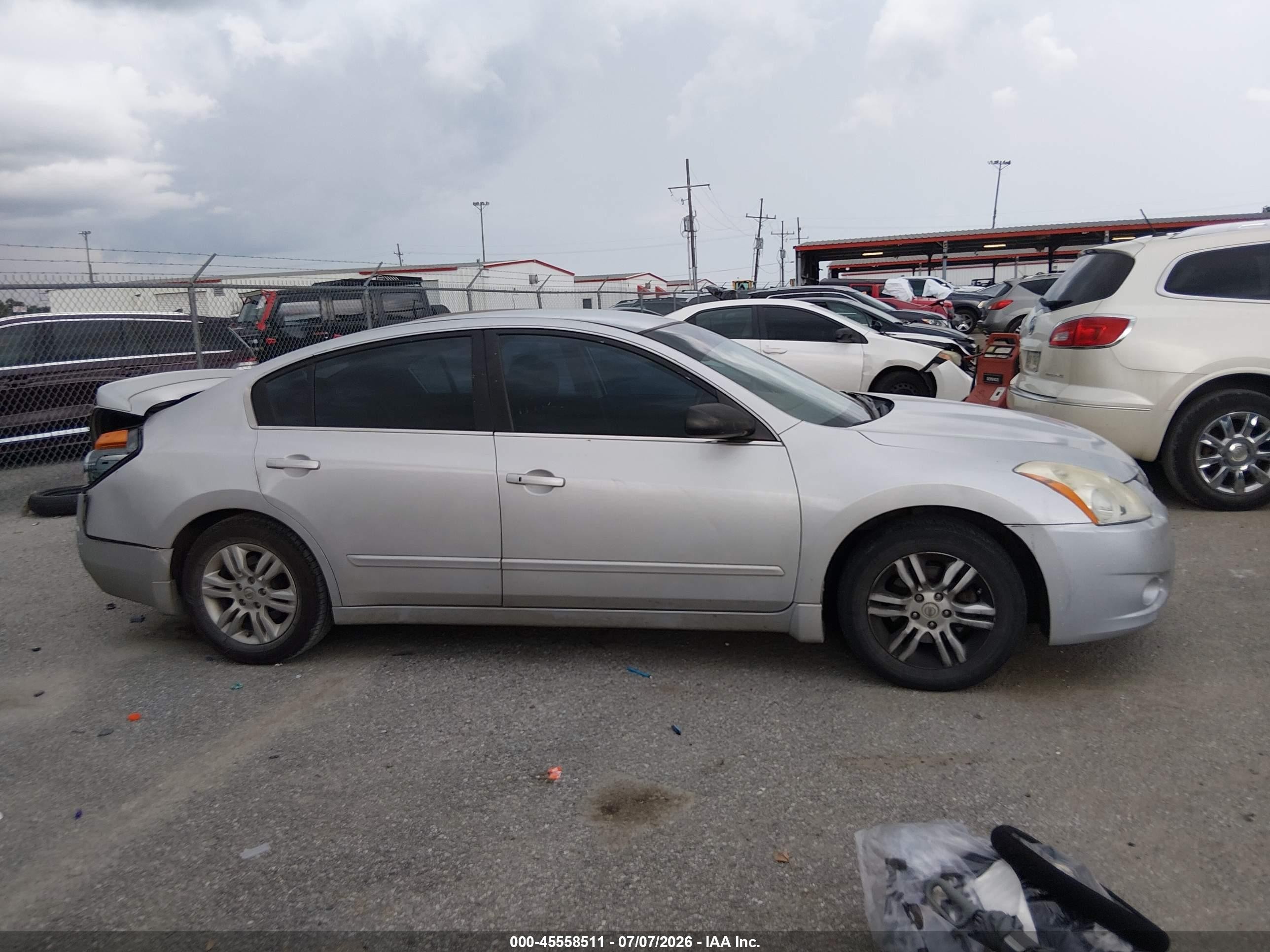 2012 Nissan Altima 2.5 S Silver vin: 1N4AL2AP9CN556436