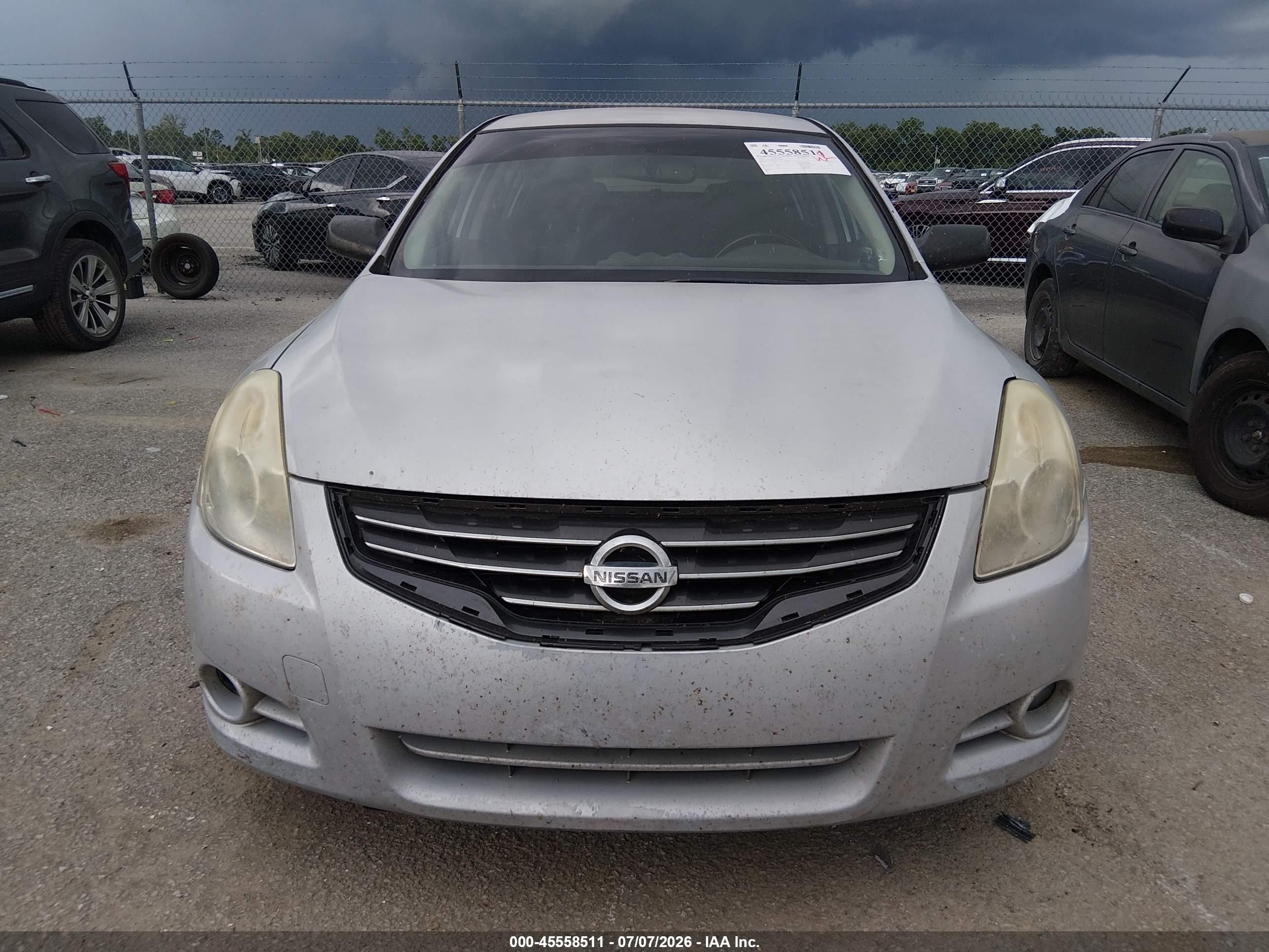 2012 Nissan Altima 2.5 S Silver vin: 1N4AL2AP9CN556436