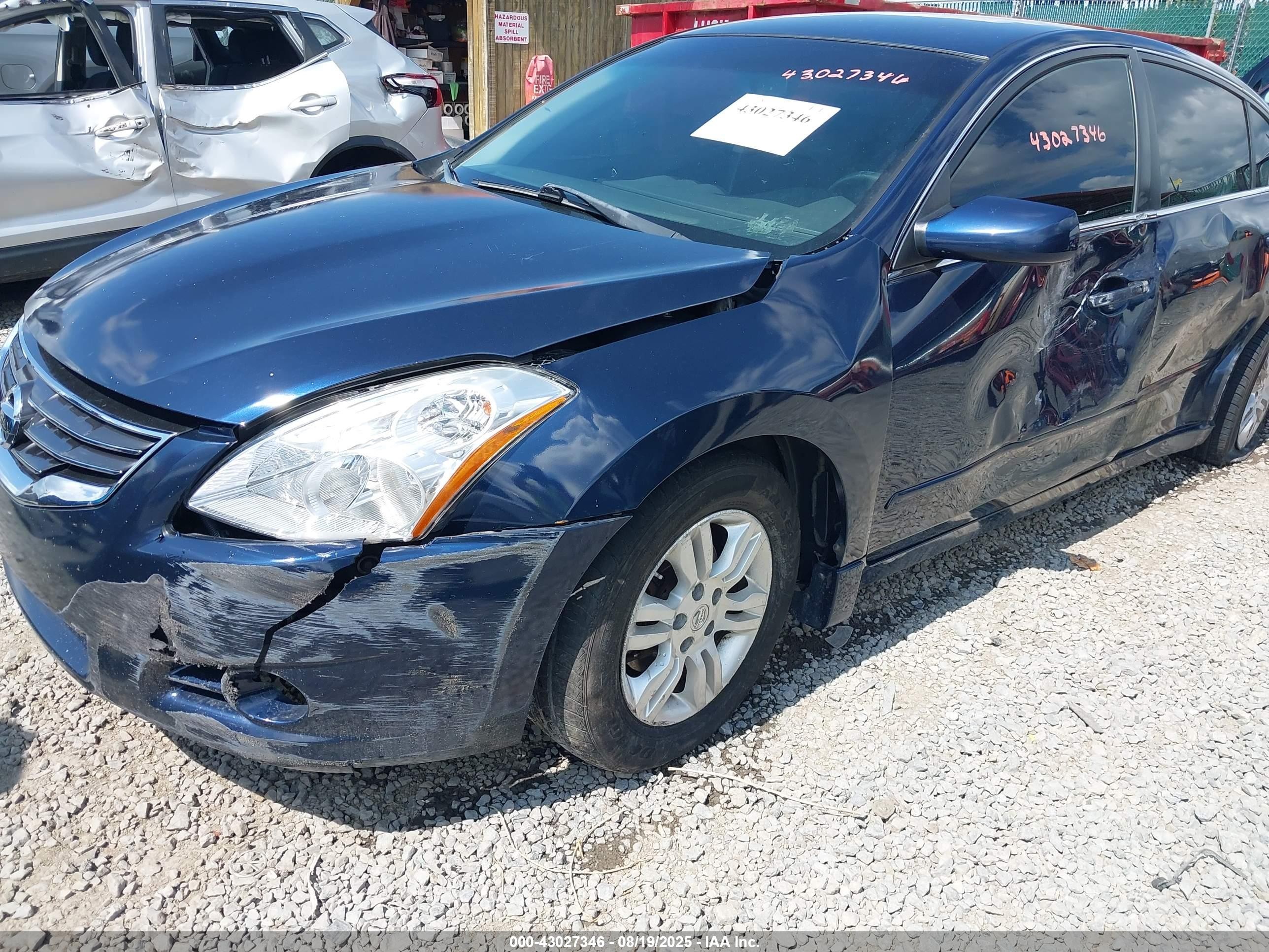 2012 Nissan Altima 2.5 S Blue vin: 1N4AL2AP9CN569106
