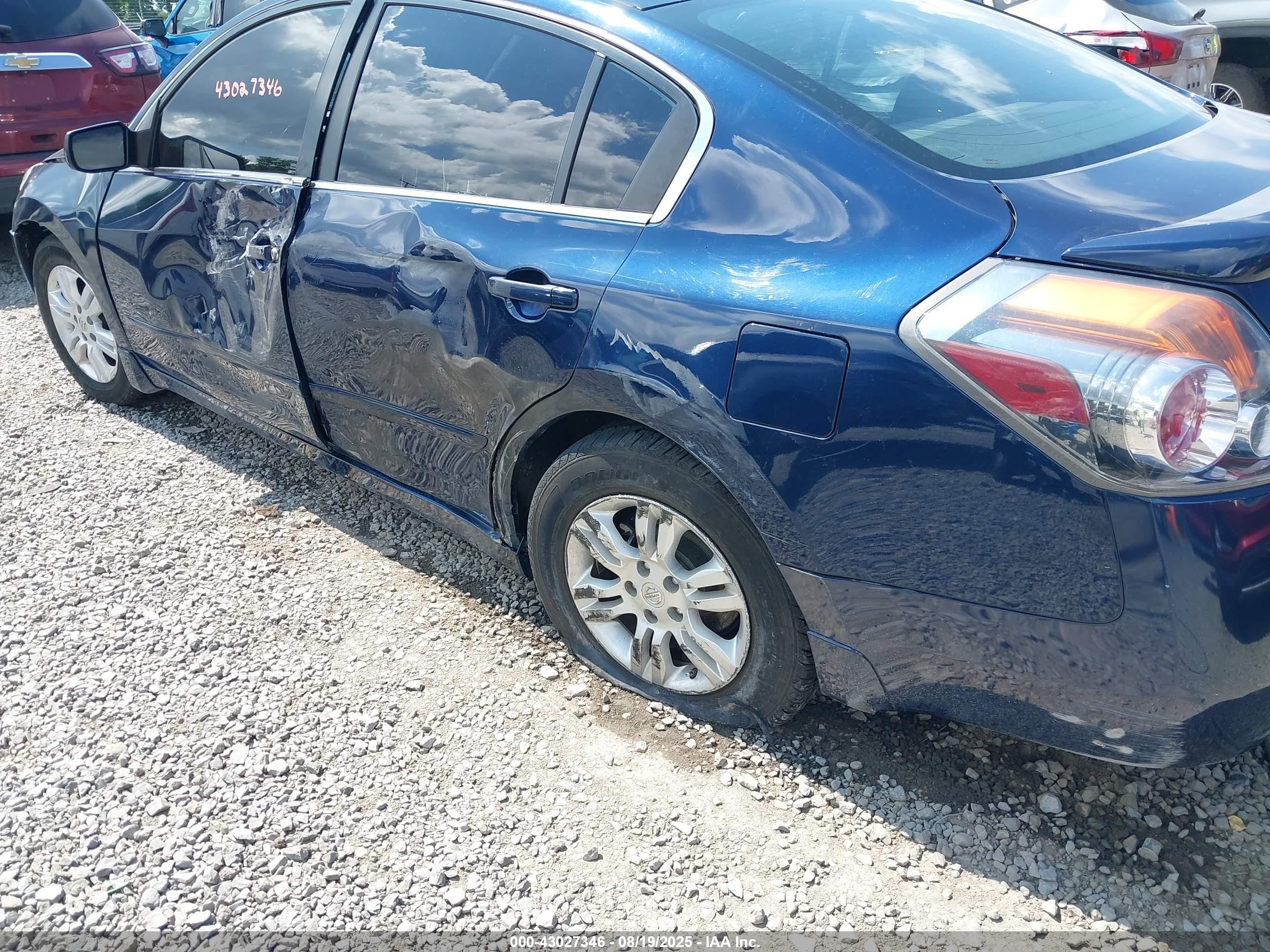 2012 Nissan Altima 2.5 S Blue vin: 1N4AL2AP9CN569106