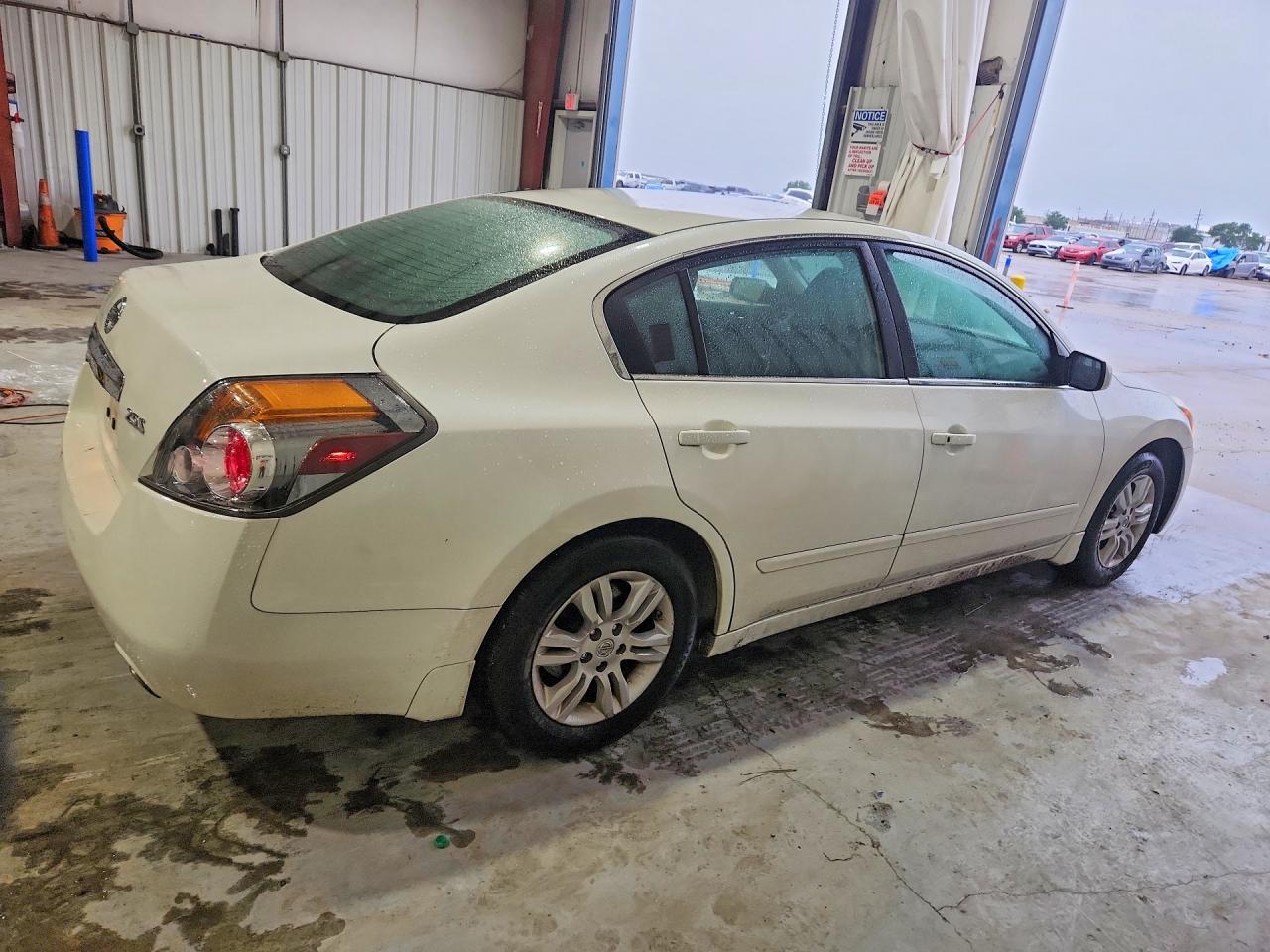 2012 Nissan Altima 2.5 White vin: 1N4AL2AP9CN576928