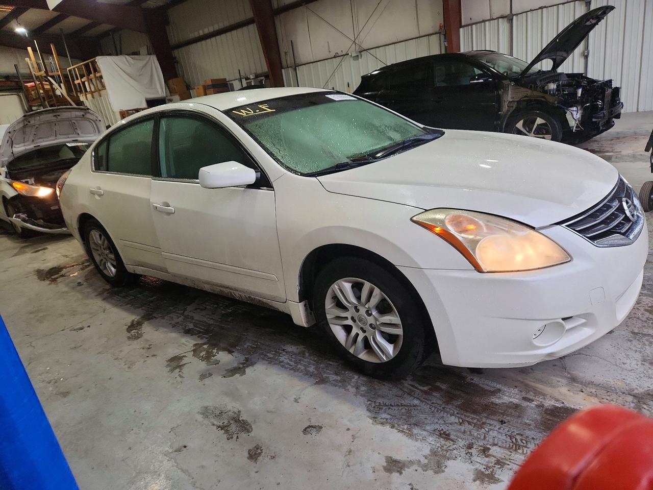 2012 Nissan Altima 2.5 White vin: 1N4AL2AP9CN576928
