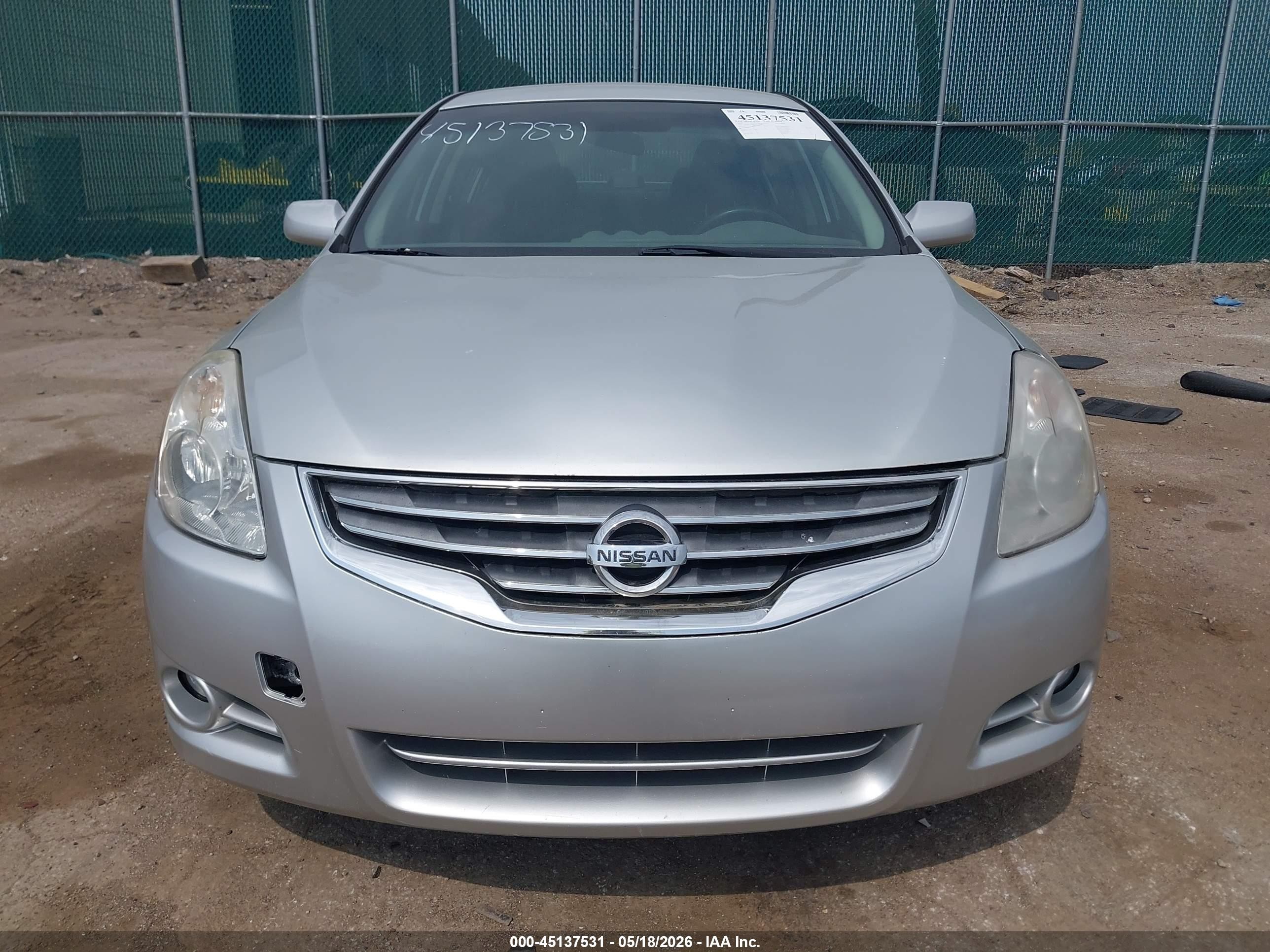 2012 Nissan Altima 2.5 S Silver vin: 1N4AL2AP9CN580753
