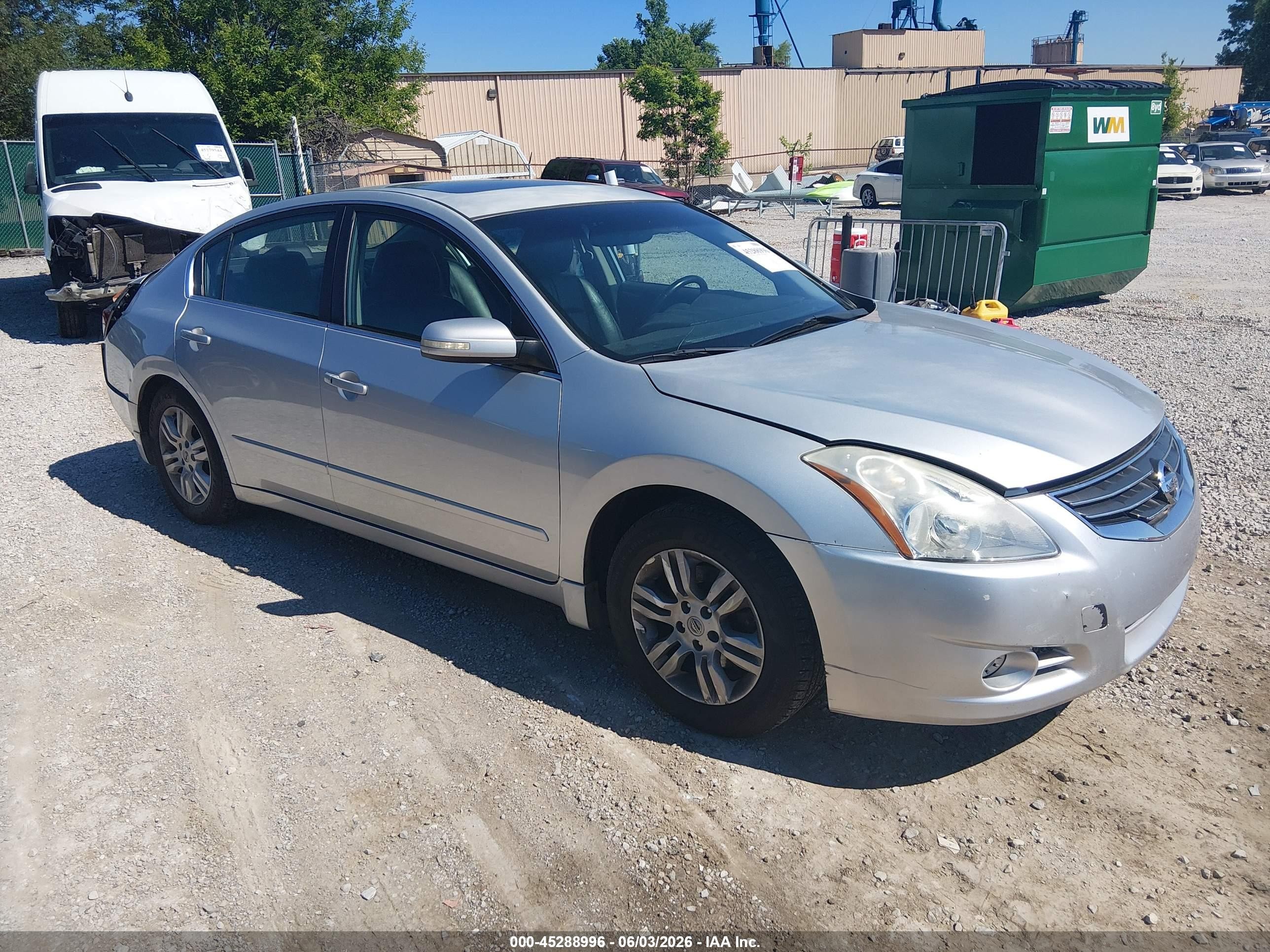 2010 Nissan Altima 2.5 S Silver vin: 1N4AL2APXAC103564