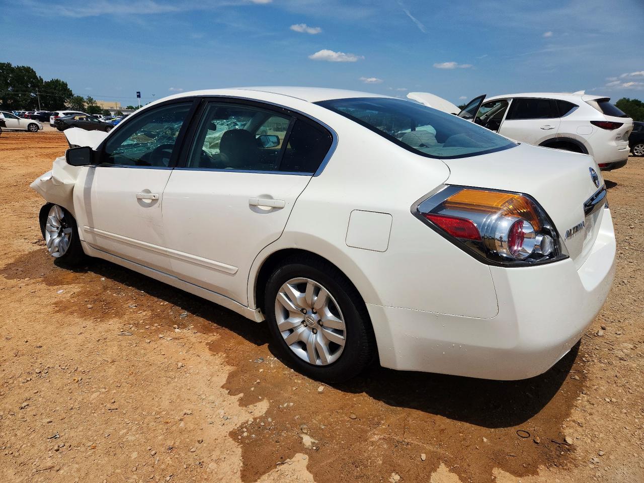 2010 Nissan Altima 2.5 White vin: 1N4AL2APXAC144809