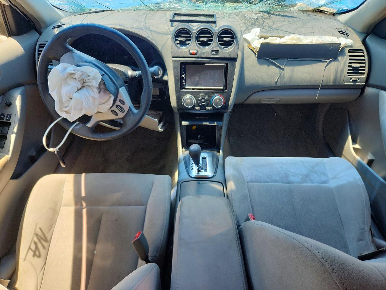 2010 Nissan Altima 2.5 White vin: 1N4AL2APXAC144809