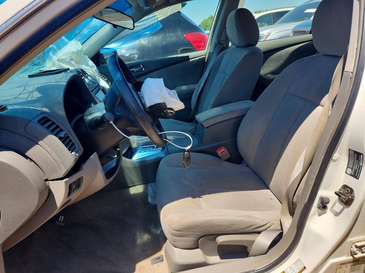 2010 Nissan Altima 2.5 White vin: 1N4AL2APXAC144809