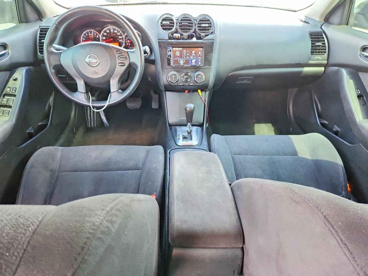 2010 Nissan Altima 2.5 Silver vin: 1N4AL2APXAC164591