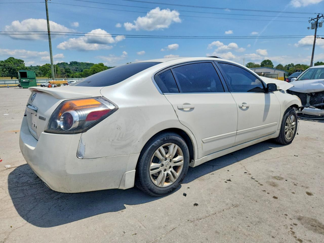 2010 Nissan Altima 2.5 White vin: 1N4AL2APXAC170021