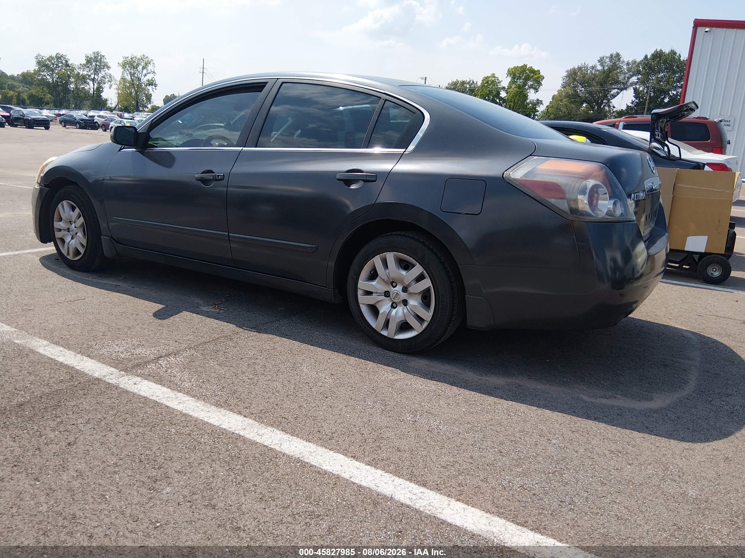 2010 Nissan Altima 2.5 S Silver vin: 1N4AL2APXAC173632