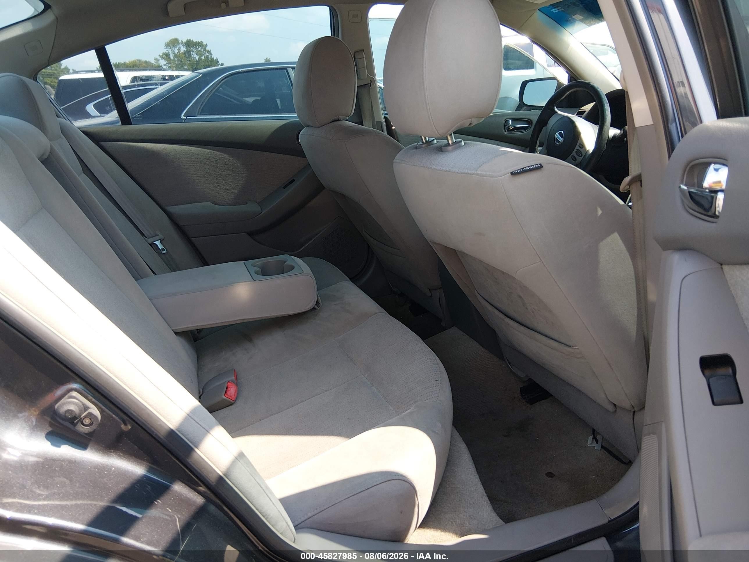 2010 Nissan Altima 2.5 S Silver vin: 1N4AL2APXAC173632