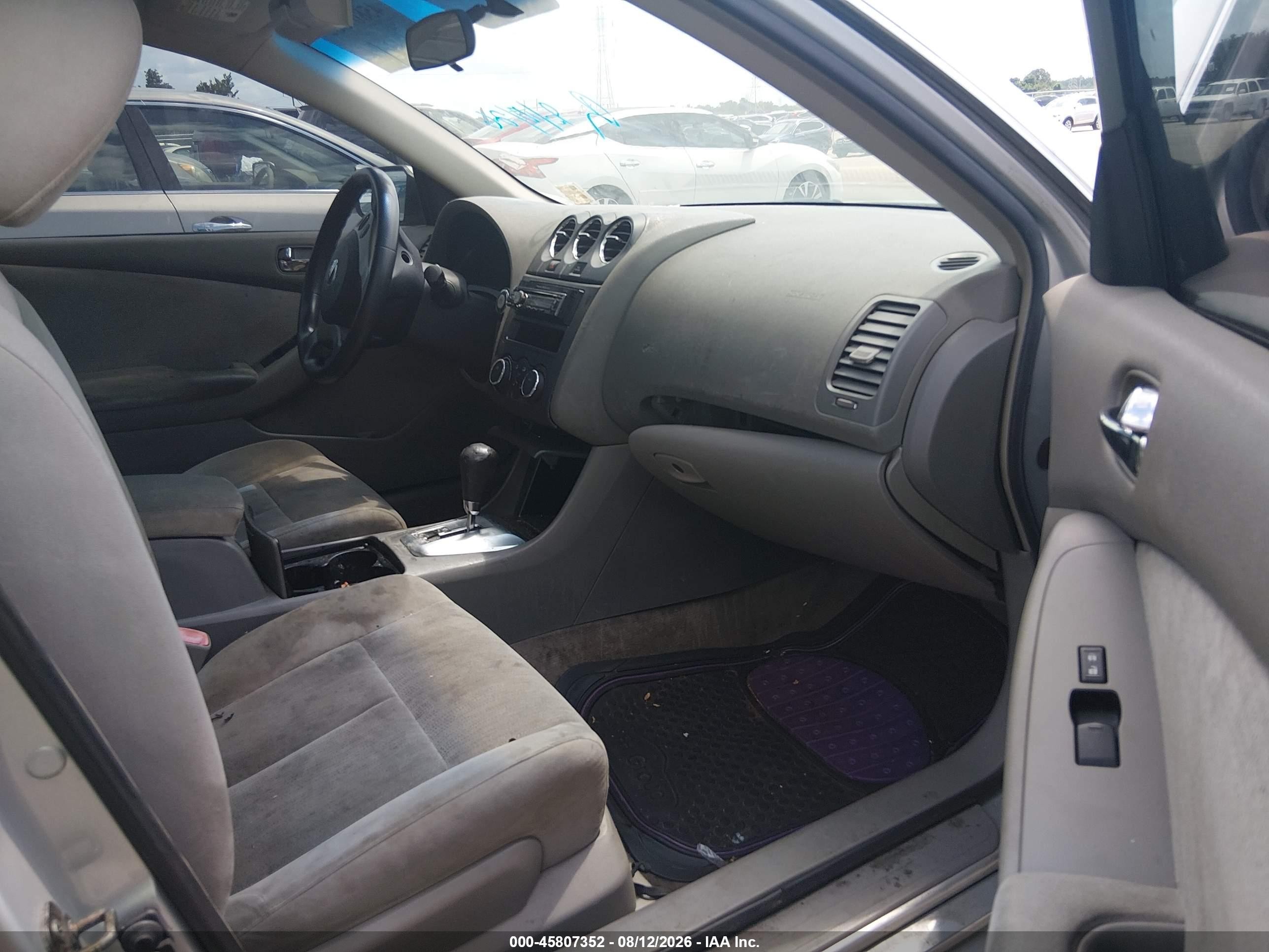 2010 Nissan Altima 2.5 Серебряный vin: 1N4AL2APXAN403299