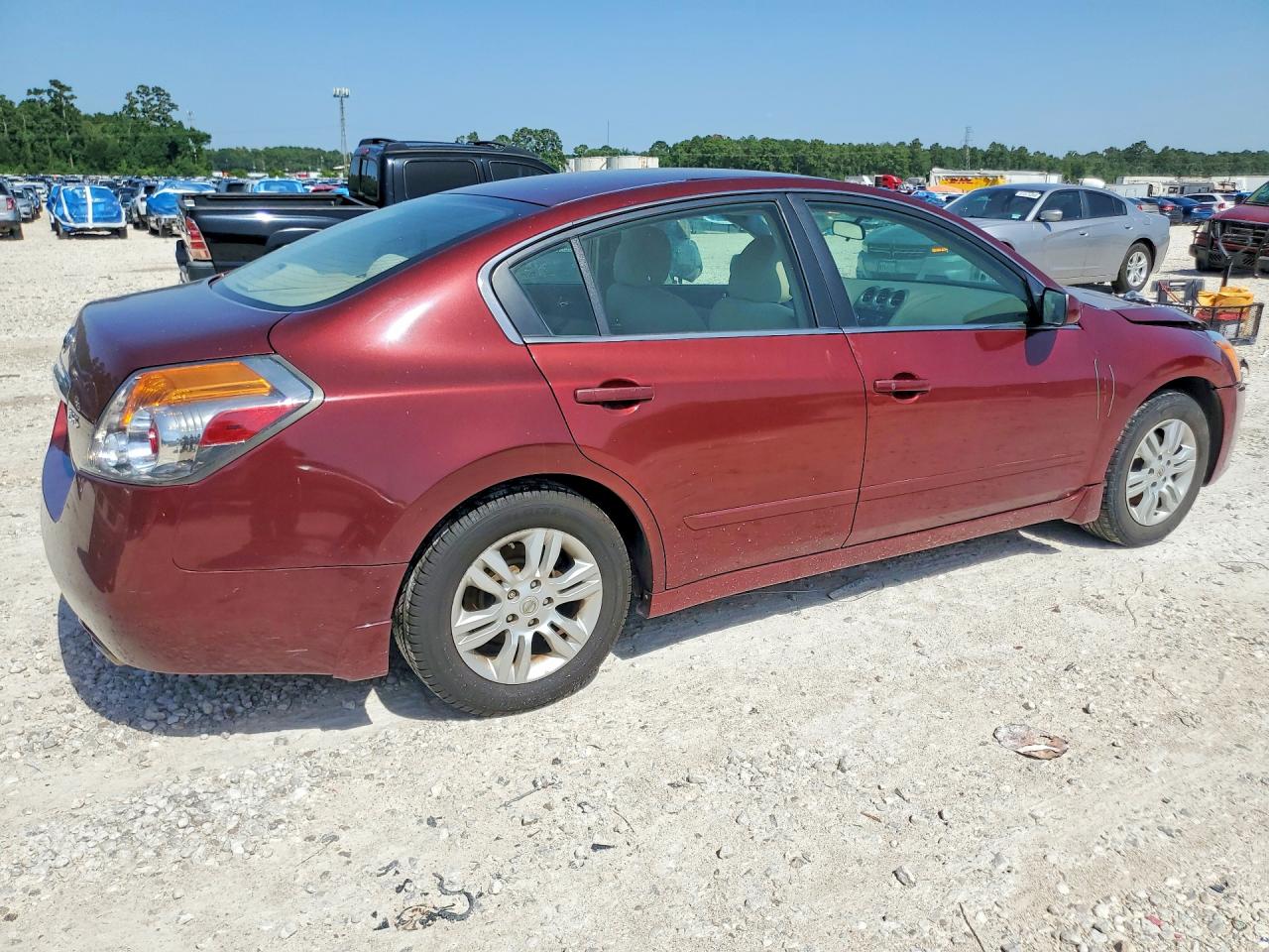 2010 Nissan Altima 2.5 Maroon vin: 1N4AL2APXAN412780