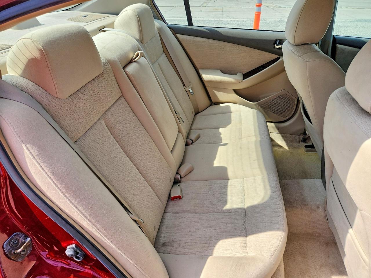 2010 Nissan Altima 2.5 Burgundy vin: 1N4AL2APXAN422239