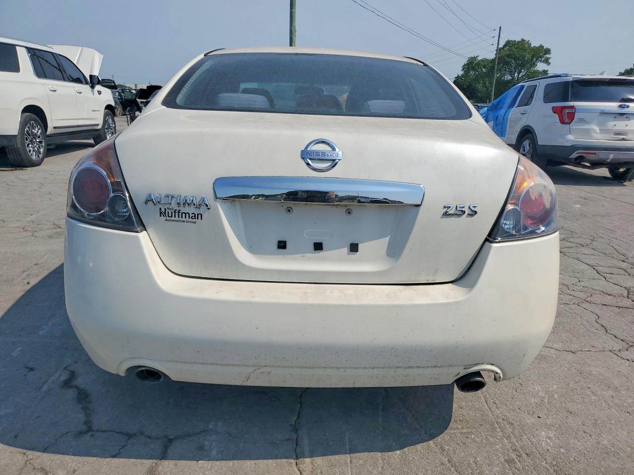 2010 Nissan Altima 2.5 White vin: 1N4AL2APXAN425514