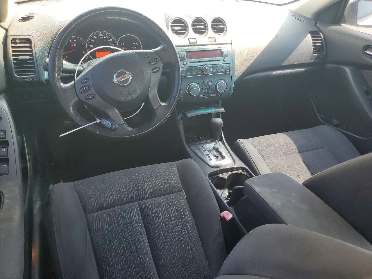 2010 Nissan Altima 2.5 White vin: 1N4AL2APXAN425514
