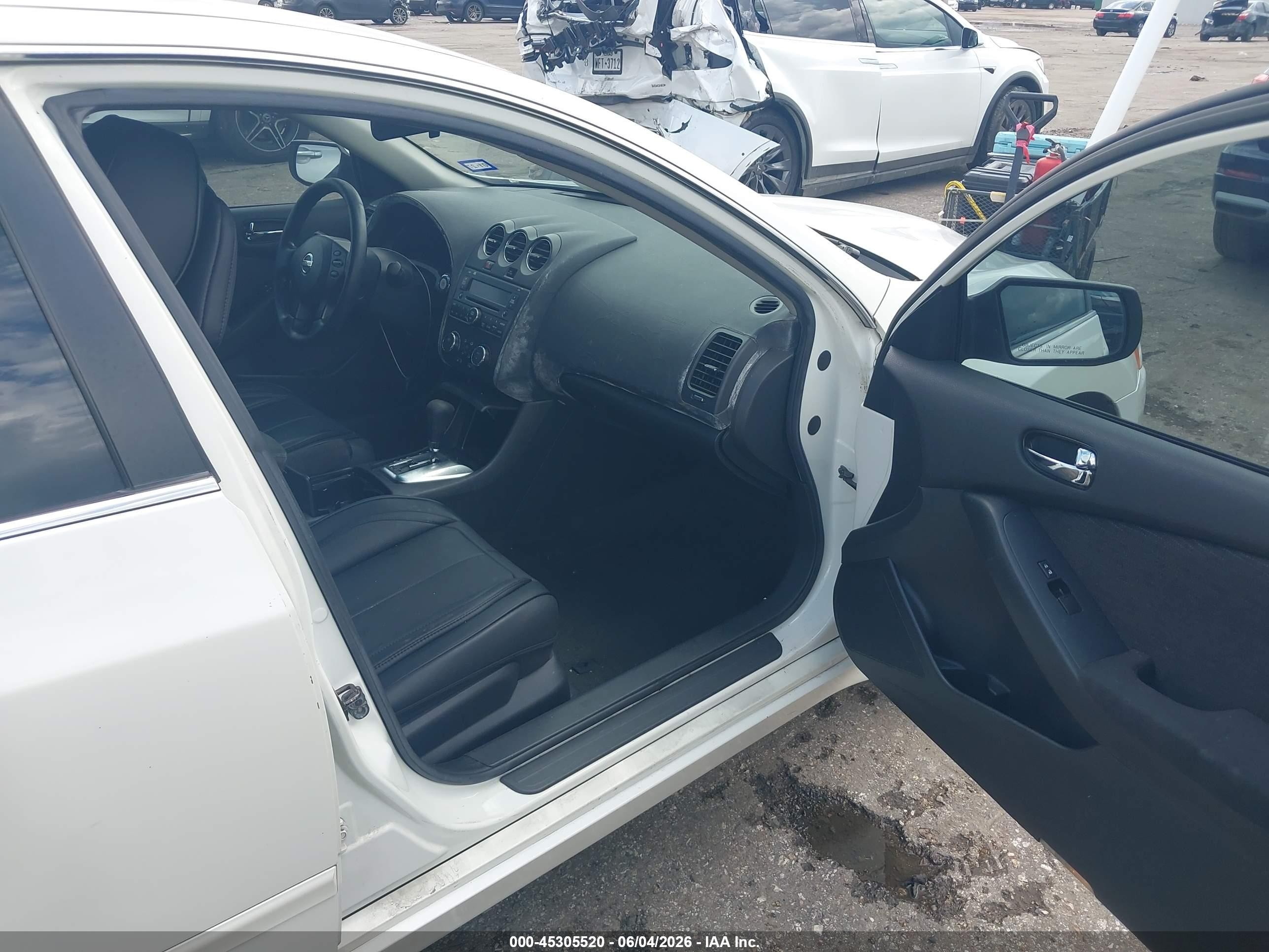 2010 Nissan Altima 2.5 S White vin: 1N4AL2APXAN436934