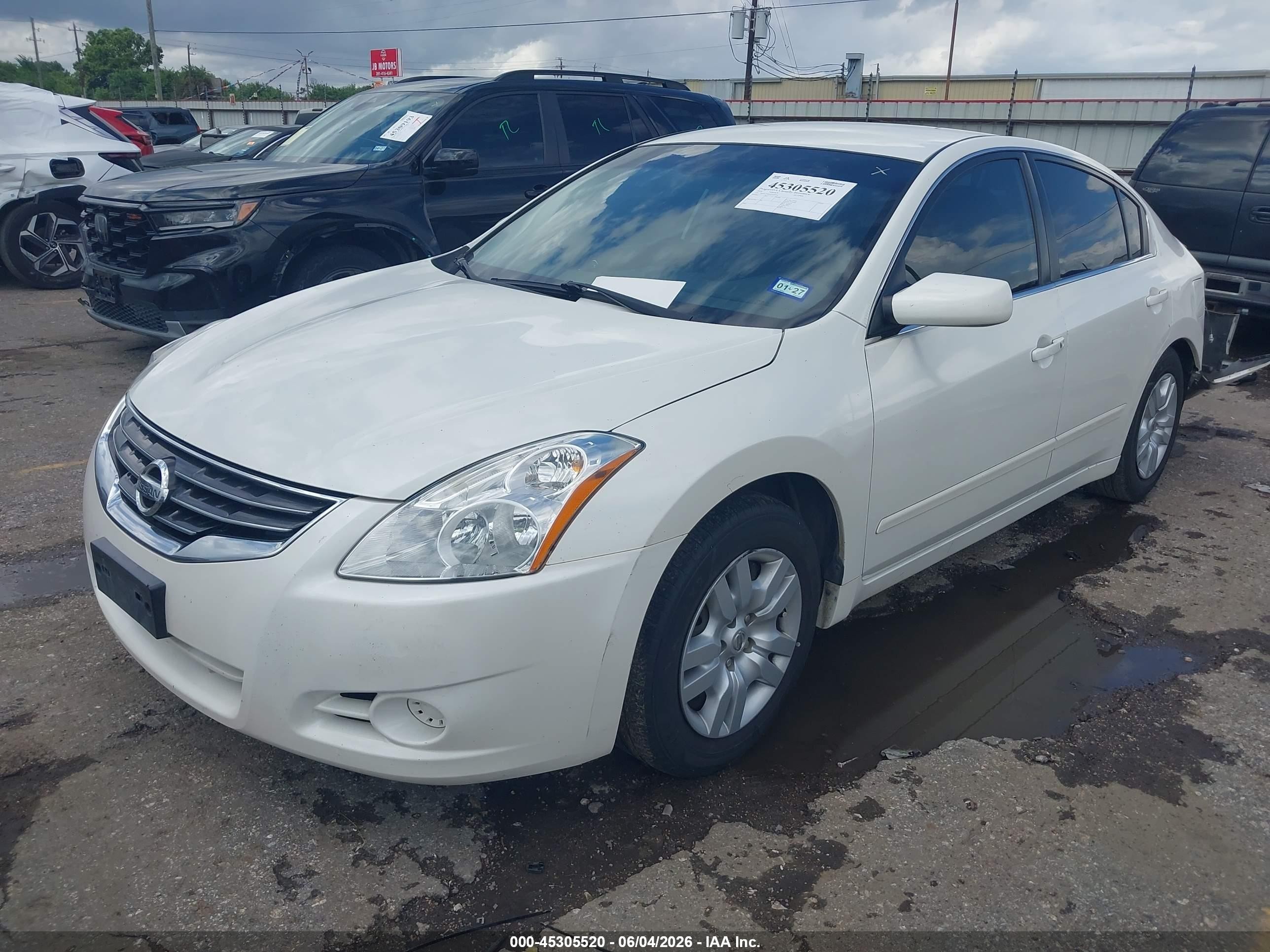2010 Nissan Altima 2.5 S White vin: 1N4AL2APXAN436934