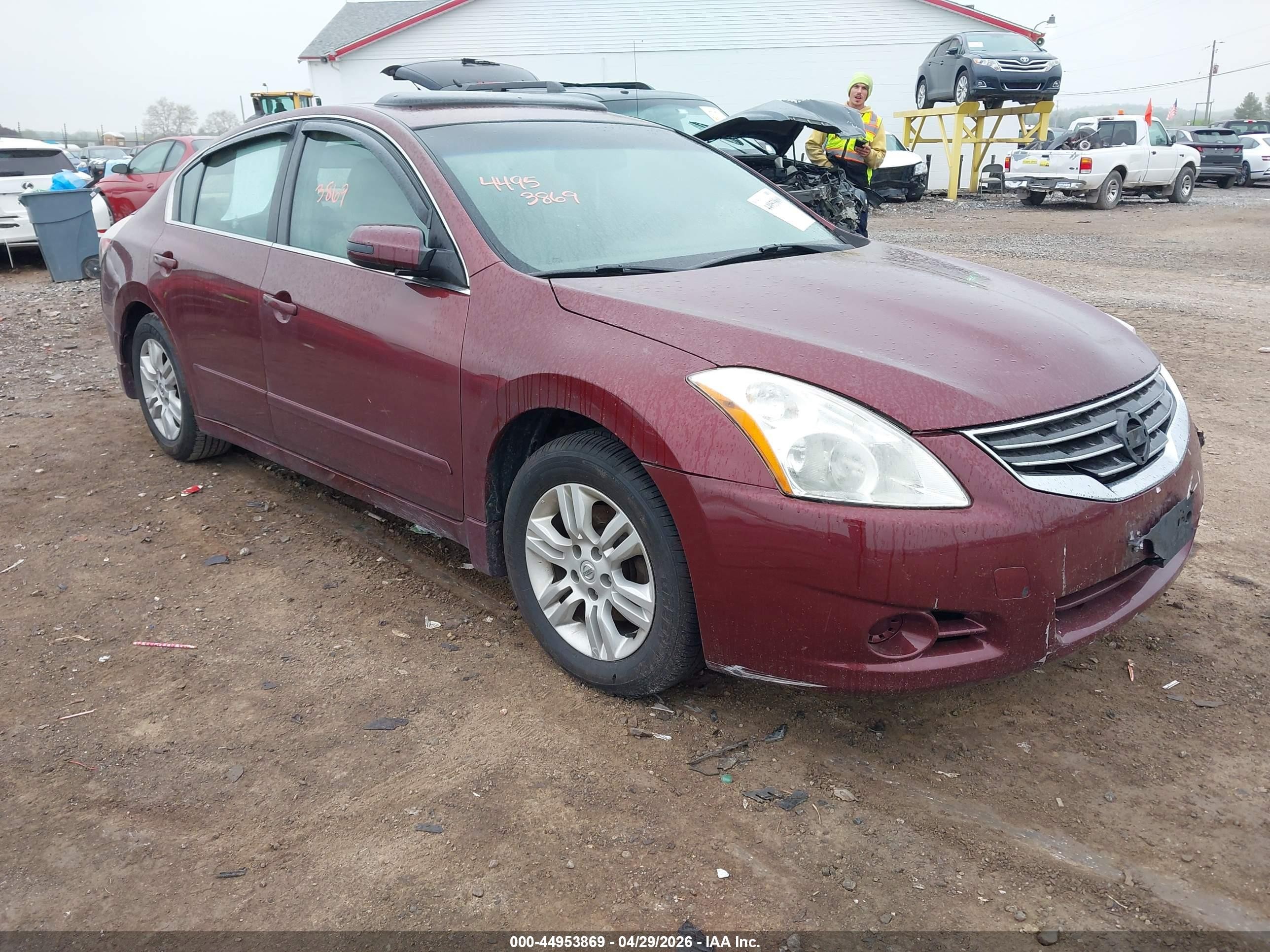 2010 Nissan Altima 2.5 S Maroon vin: 1N4AL2APXAN447545