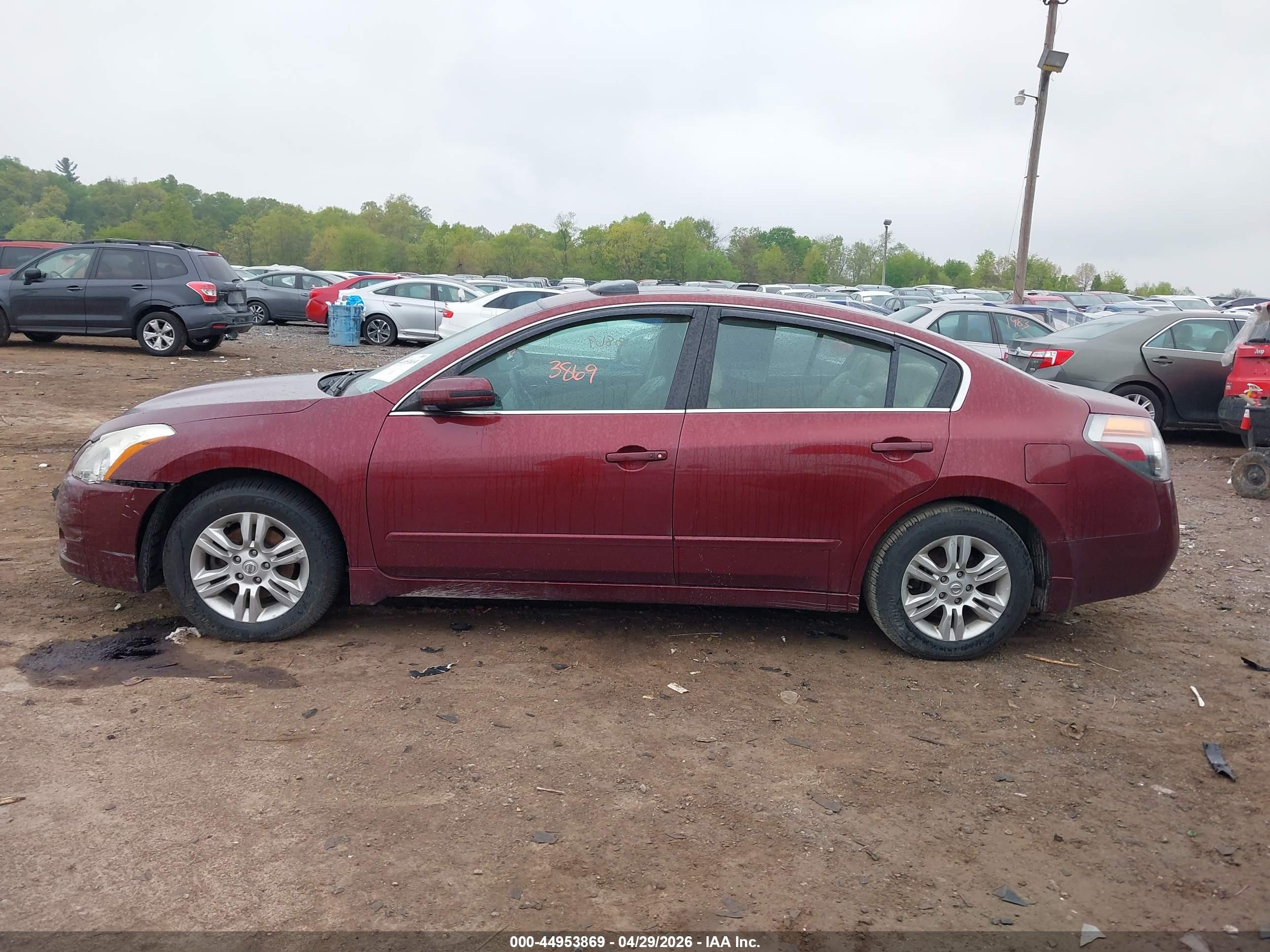 2010 Nissan Altima 2.5 S Maroon vin: 1N4AL2APXAN447545
