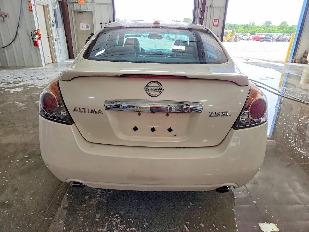 2010 Nissan Altima 2.5 White vin: 1N4AL2APXAN458707