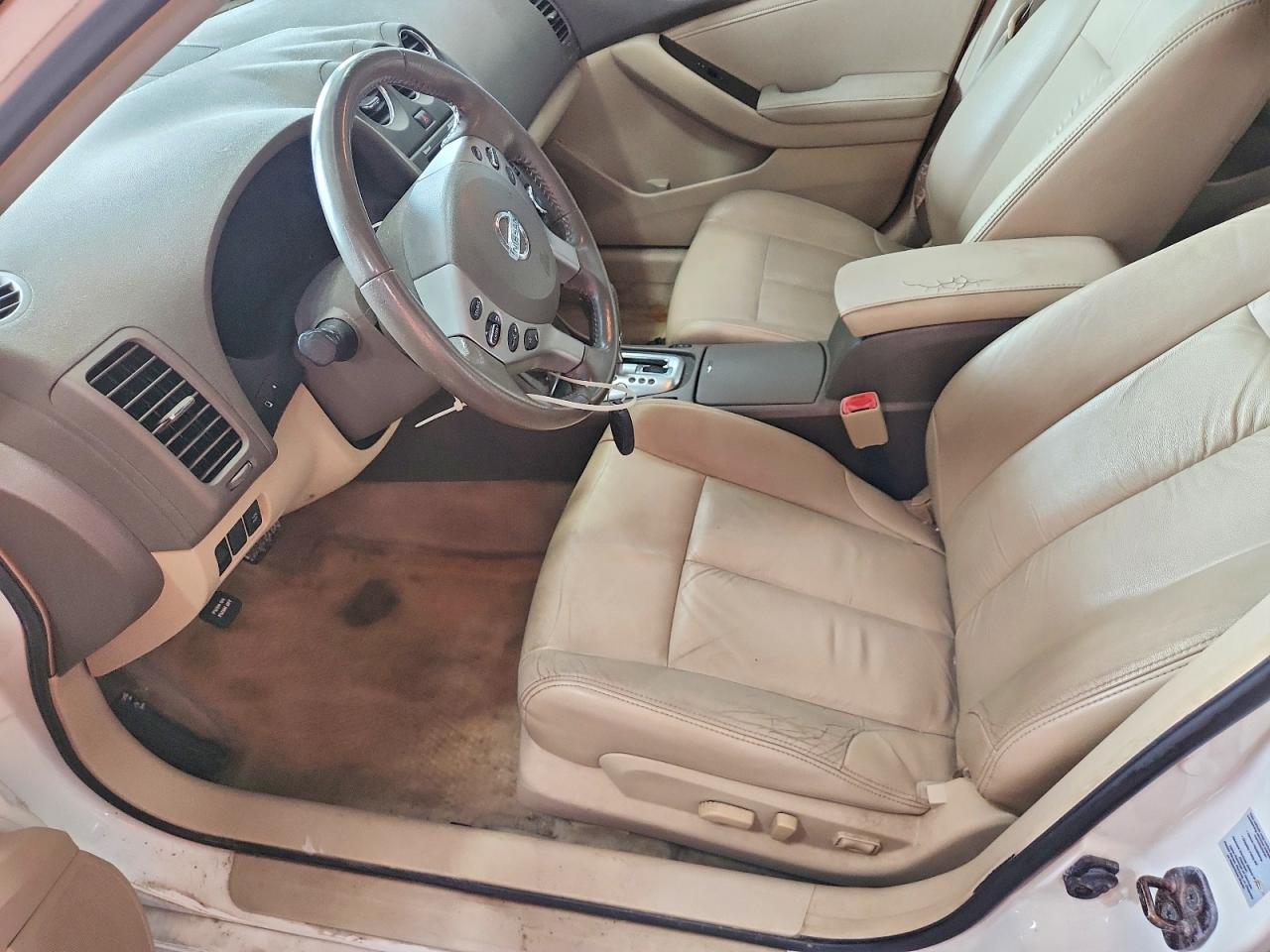2010 Nissan Altima 2.5 White vin: 1N4AL2APXAN458707