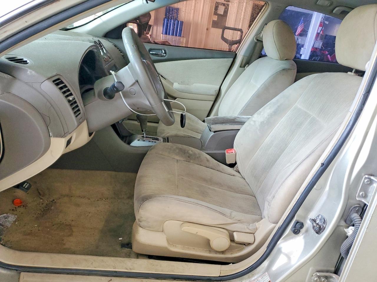 2010 Nissan Altima Base/s Beige vin: 1N4AL2APXAN491349