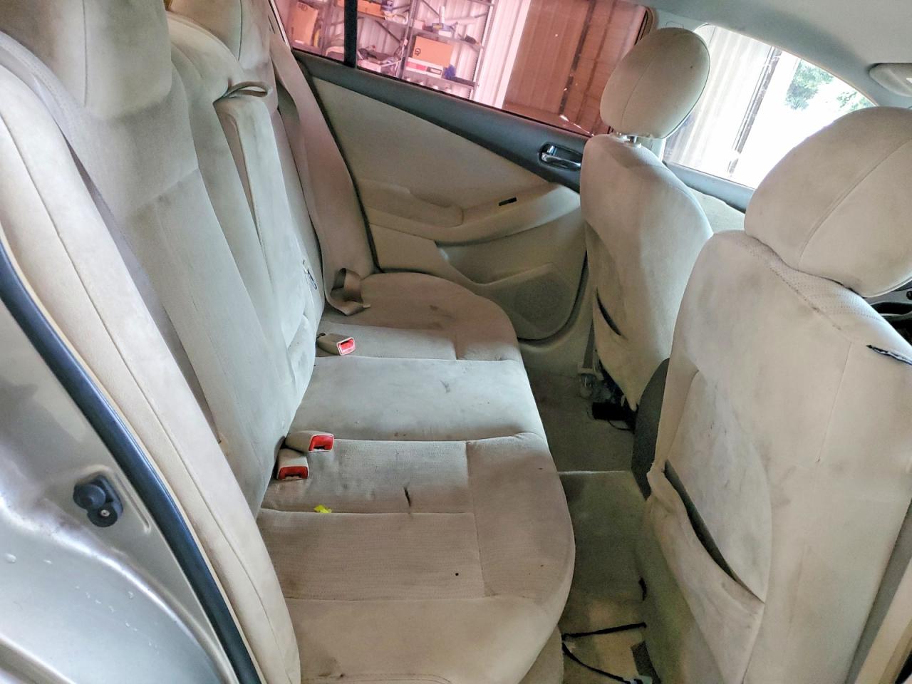 2010 Nissan Altima Base/s Beige vin: 1N4AL2APXAN491349