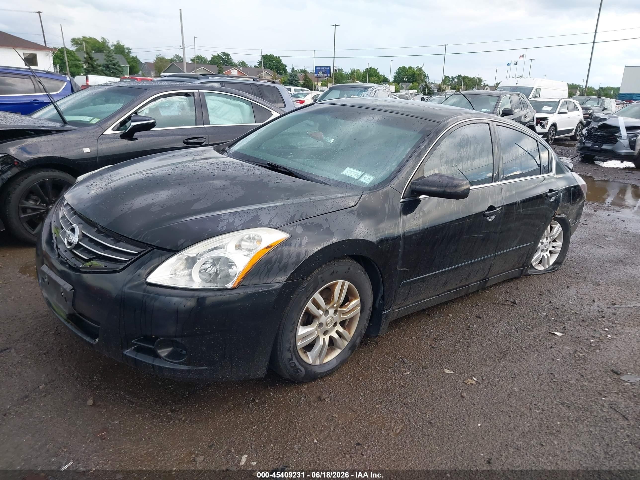 2010 Nissan Altima 2.5 S Black vin: 1N4AL2APXAN497314