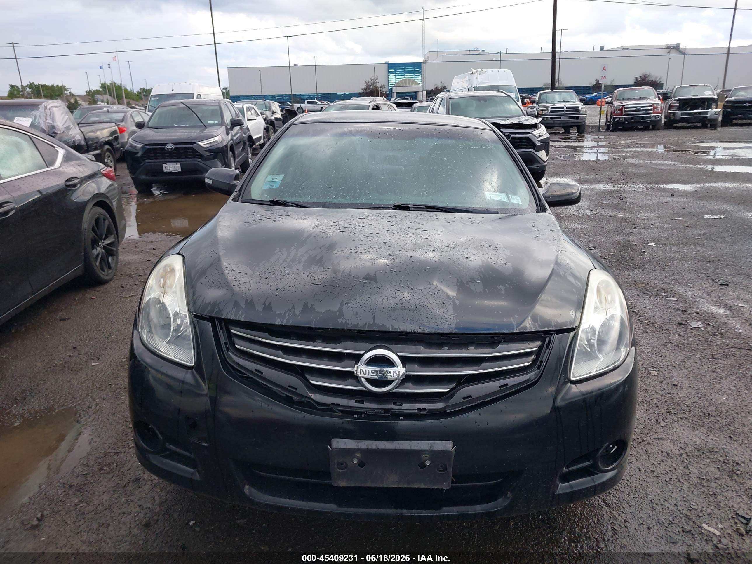 2010 Nissan Altima 2.5 S Black vin: 1N4AL2APXAN497314