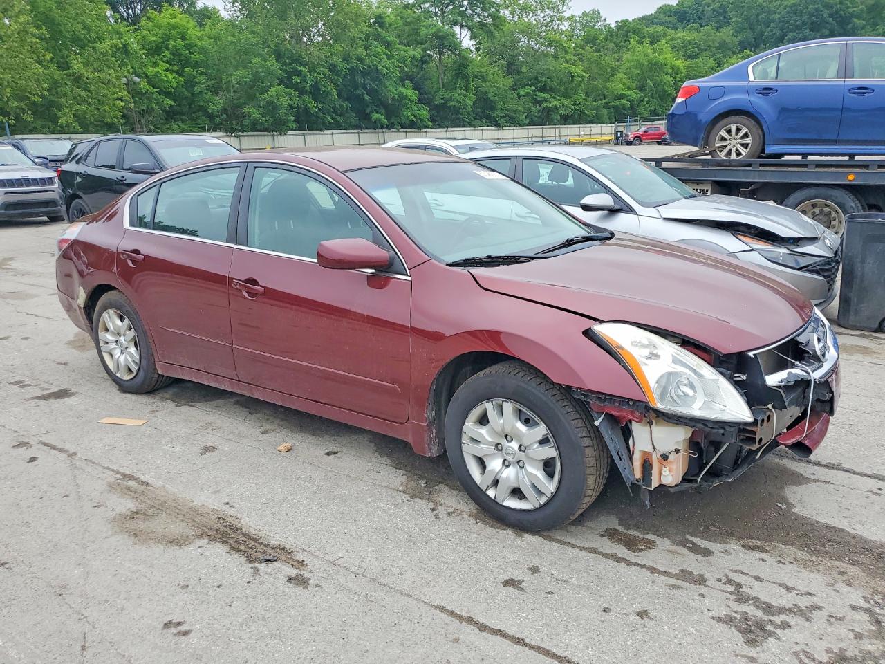 2010 Nissan Altima 2.5 Red vin: 1N4AL2APXAN501653
