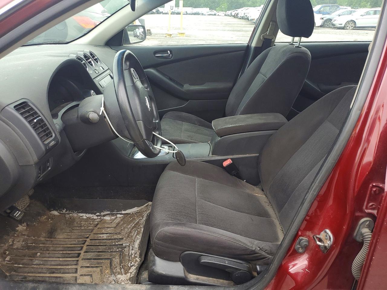 2010 Nissan Altima 2.5 Red vin: 1N4AL2APXAN501653