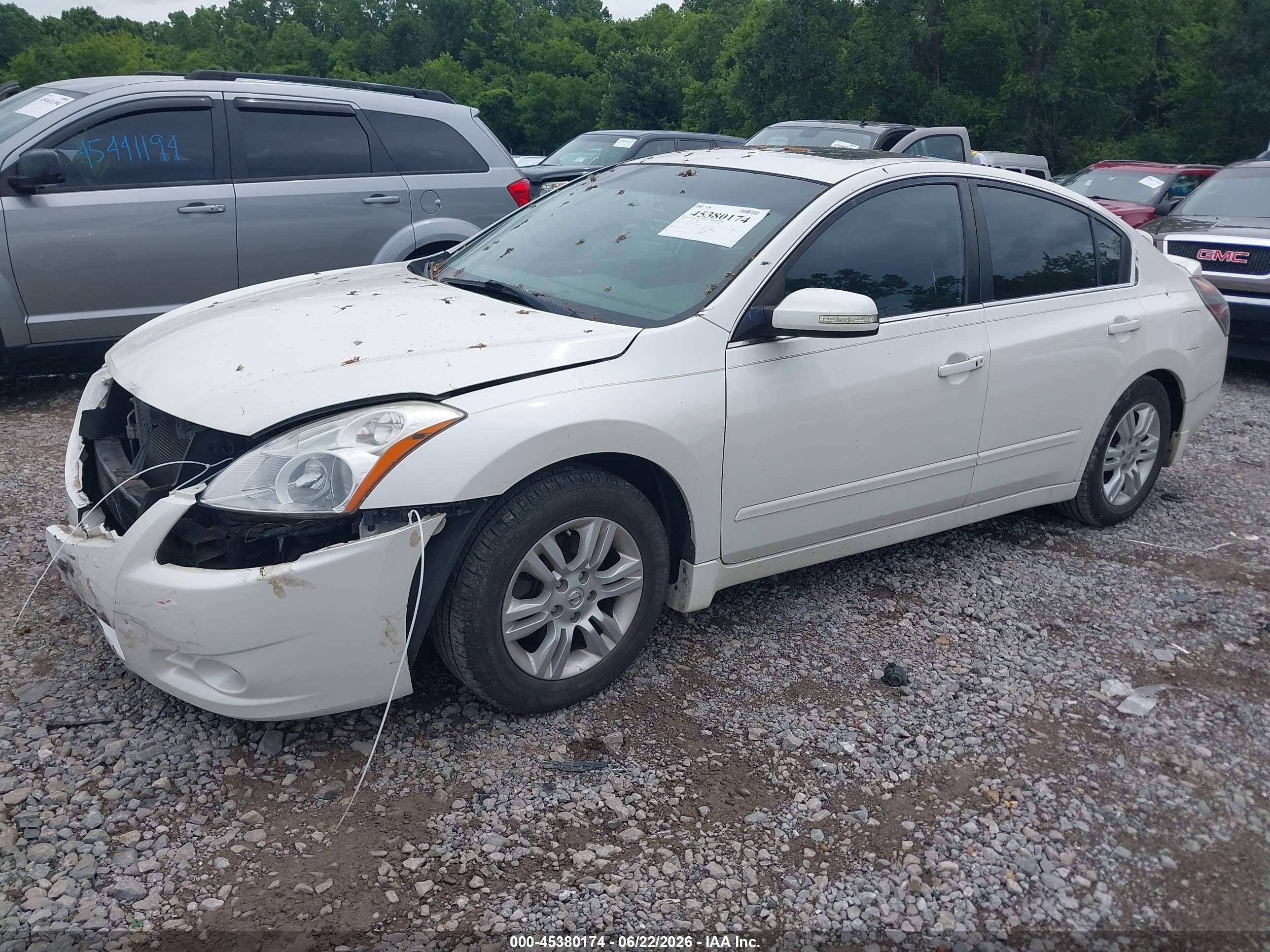 2010 Nissan Altima 2.5 S White vin: 1N4AL2APXAN505752