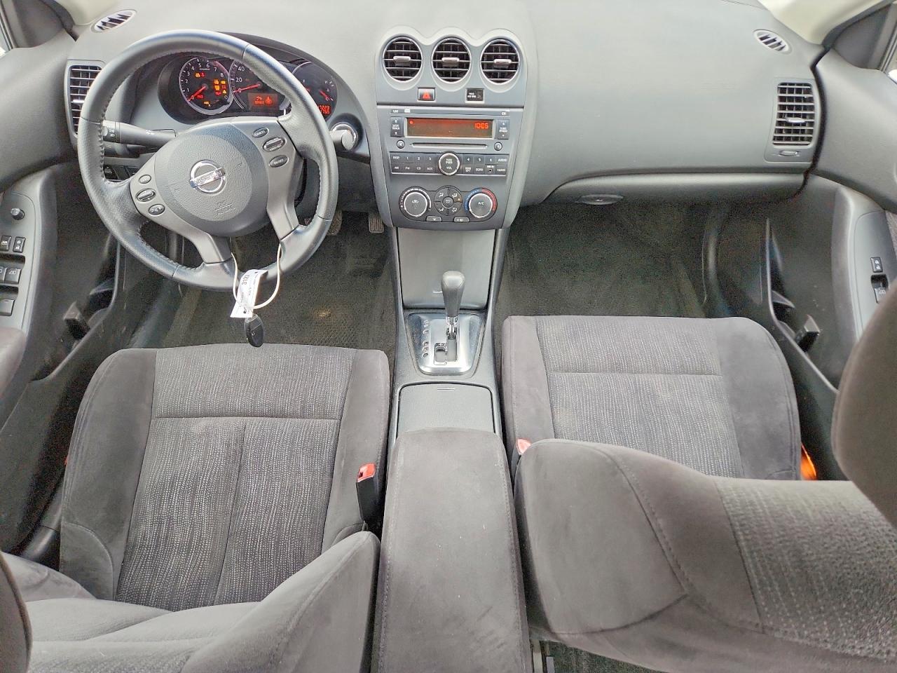 2010 Nissan Altima 2.5 White vin: 1N4AL2APXAN510773