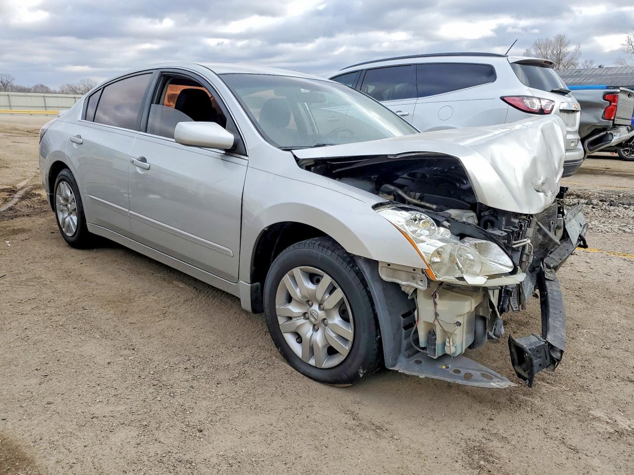 2010 Nissan Altima Base Silver vin: 1N4AL2APXAN526794