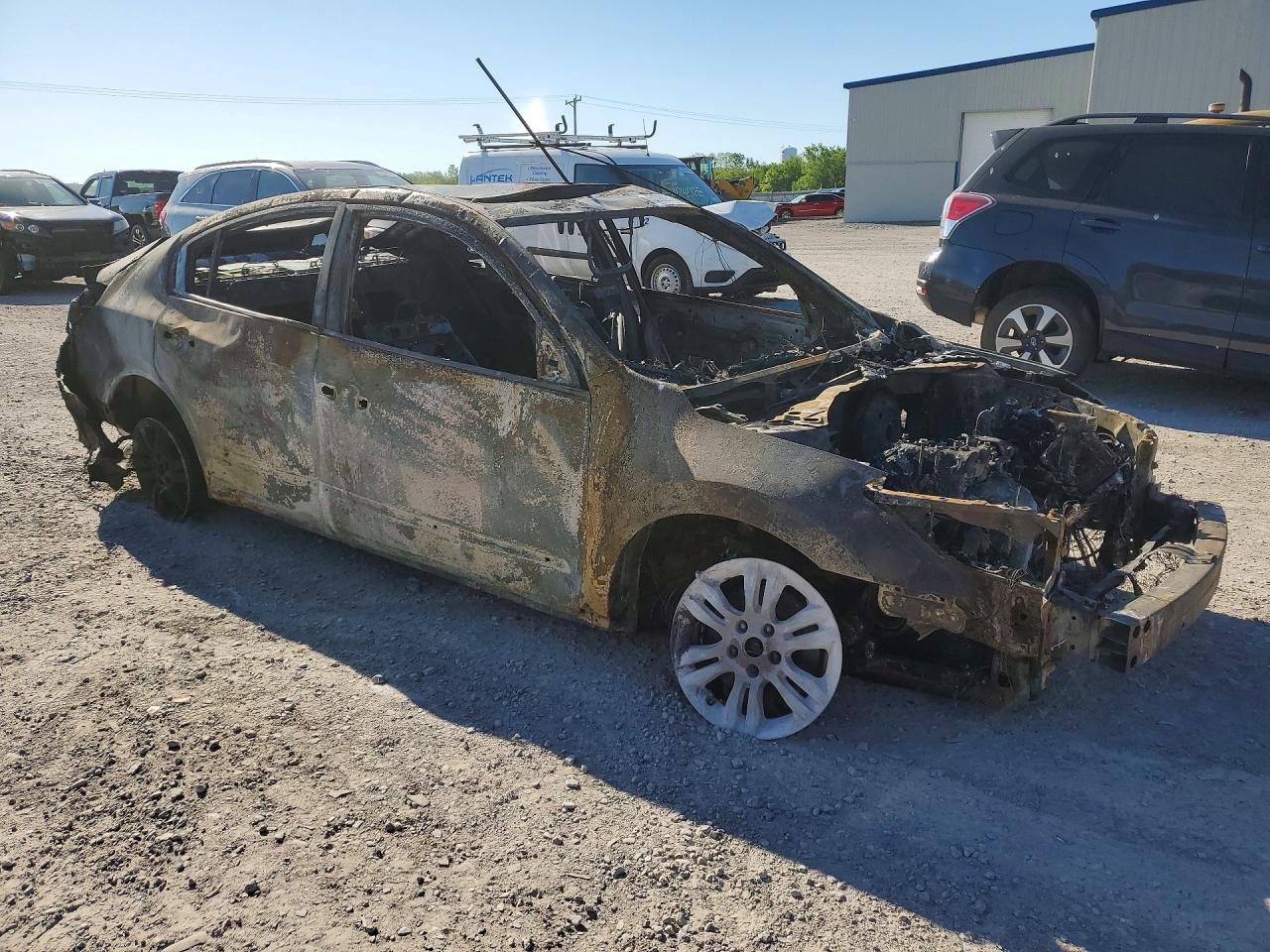 2010 Nissan Altima 2.5 Burn vin: 1N4AL2APXAN529291