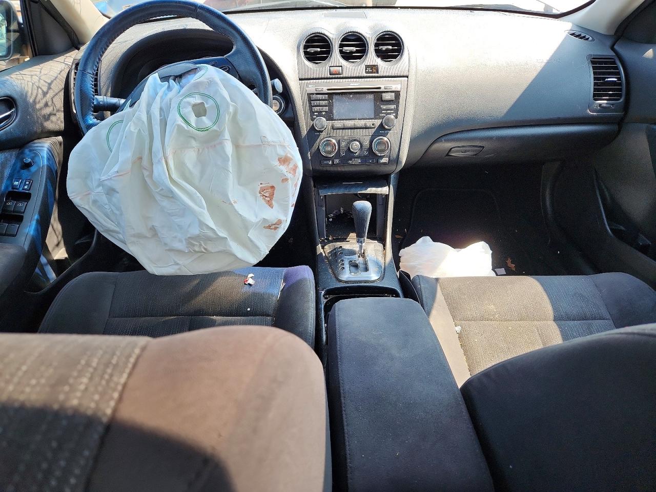 2010 Nissan Altima 2.5 Silver vin: 1N4AL2APXAN534443
